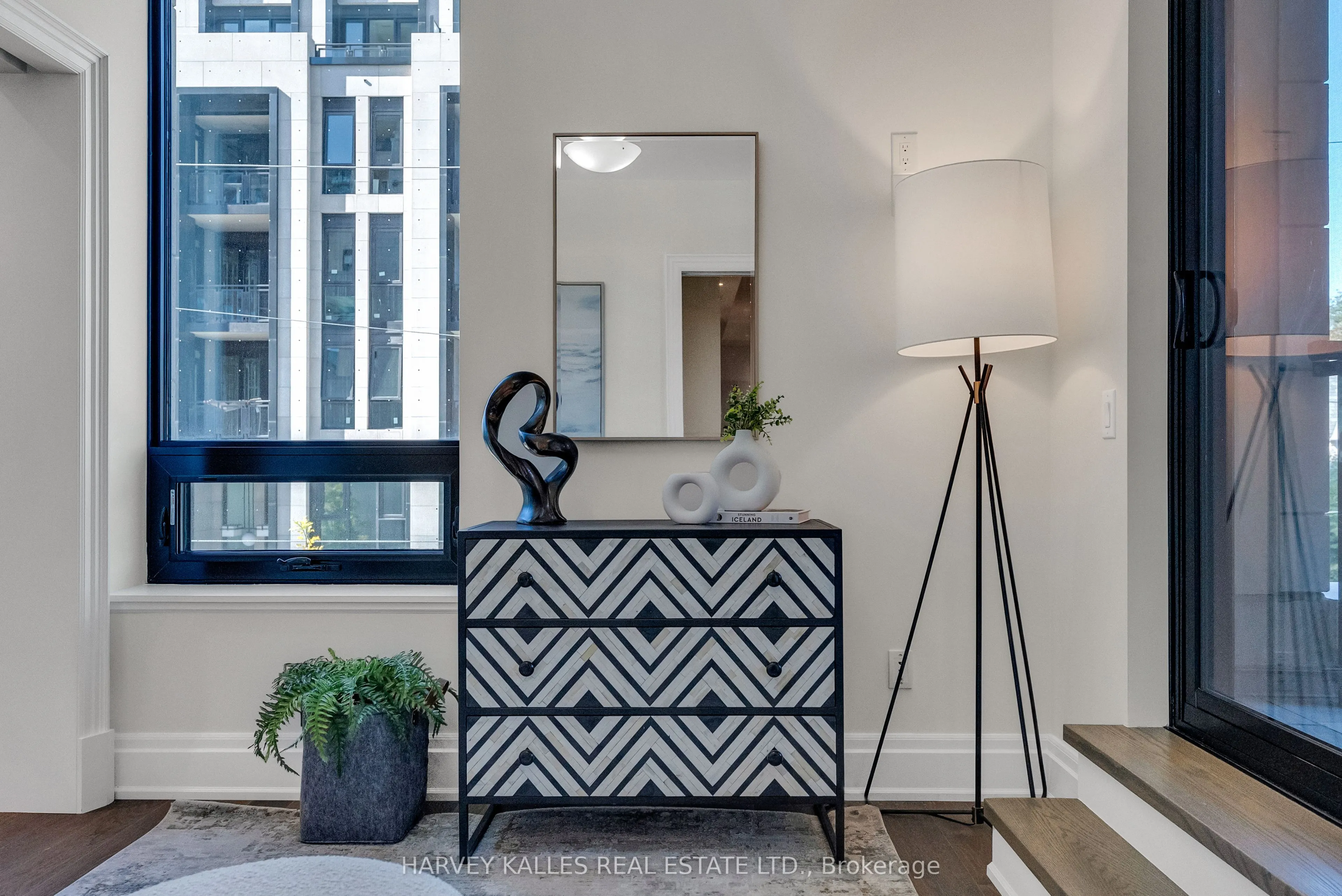 1 Forest Hill Road, #305