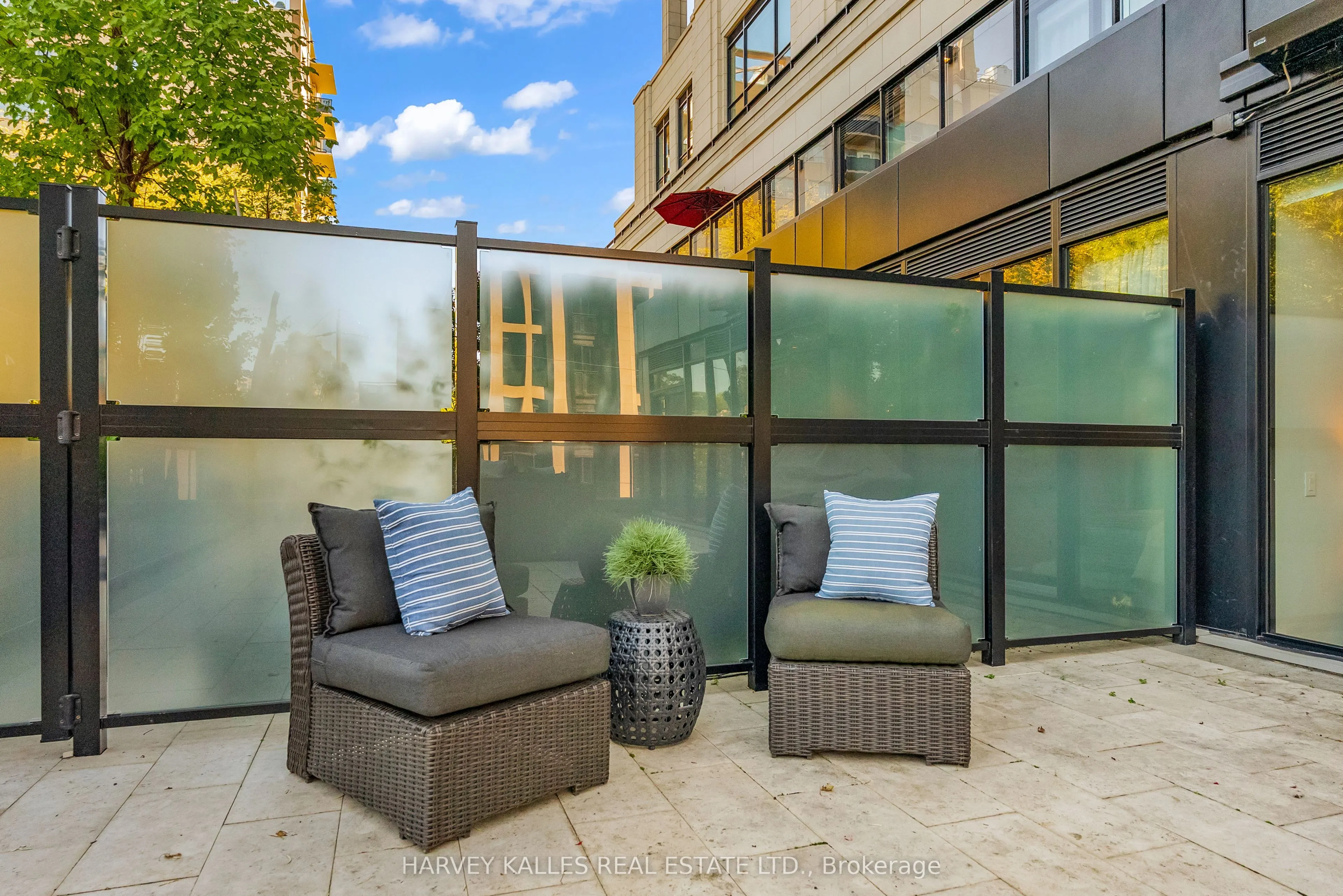 1 Forest Hill Road, #305