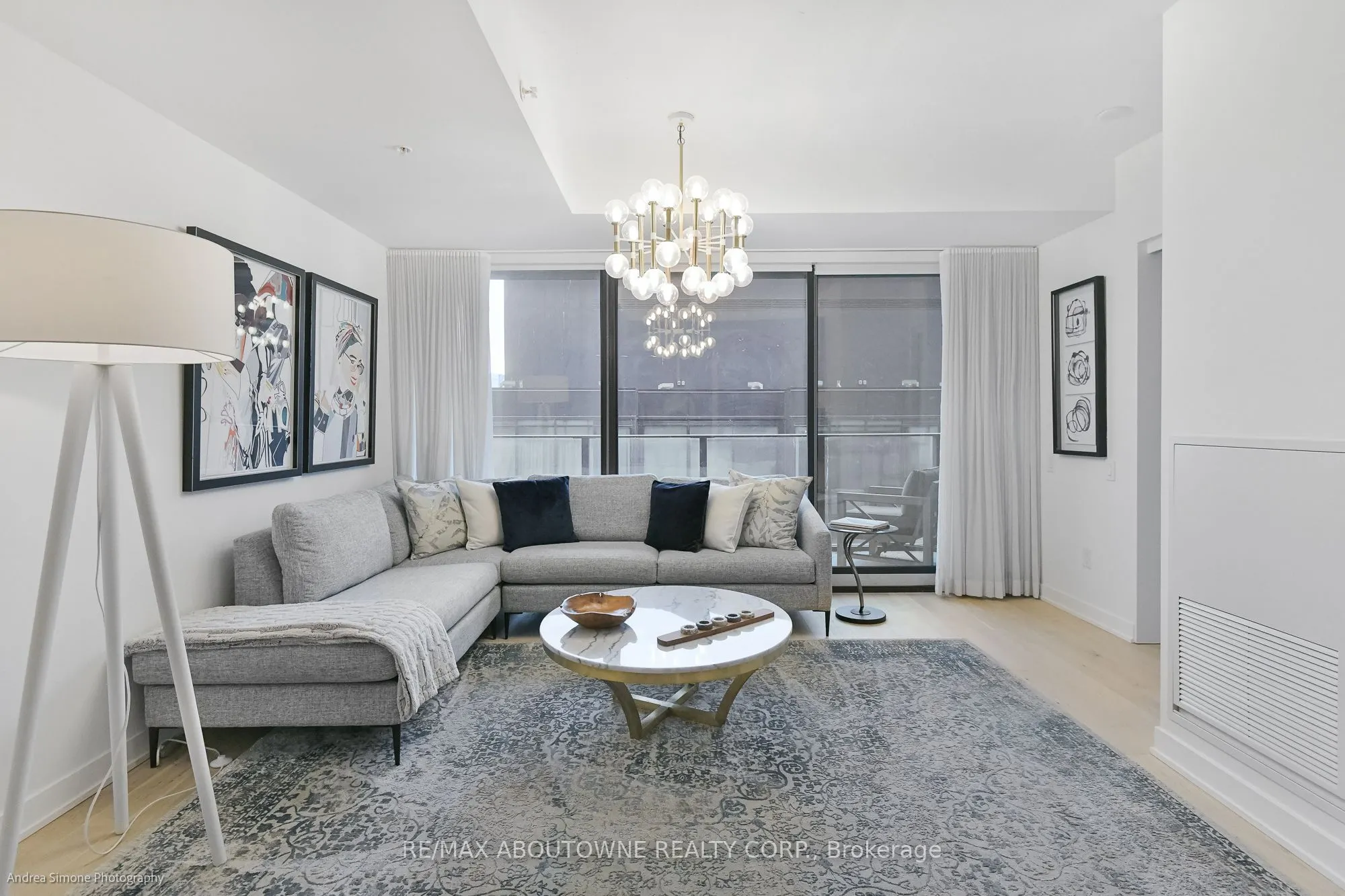 629 King Street W, #1133