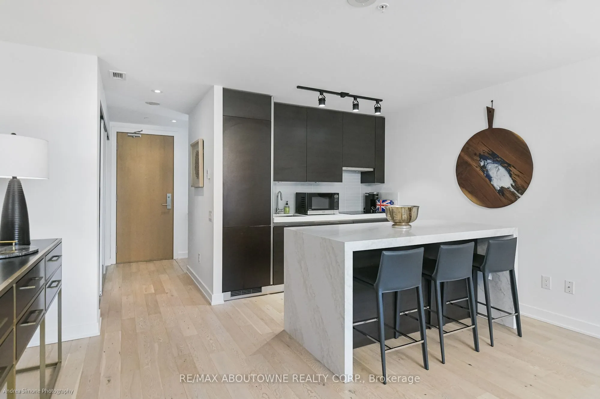629 King Street W, #1133