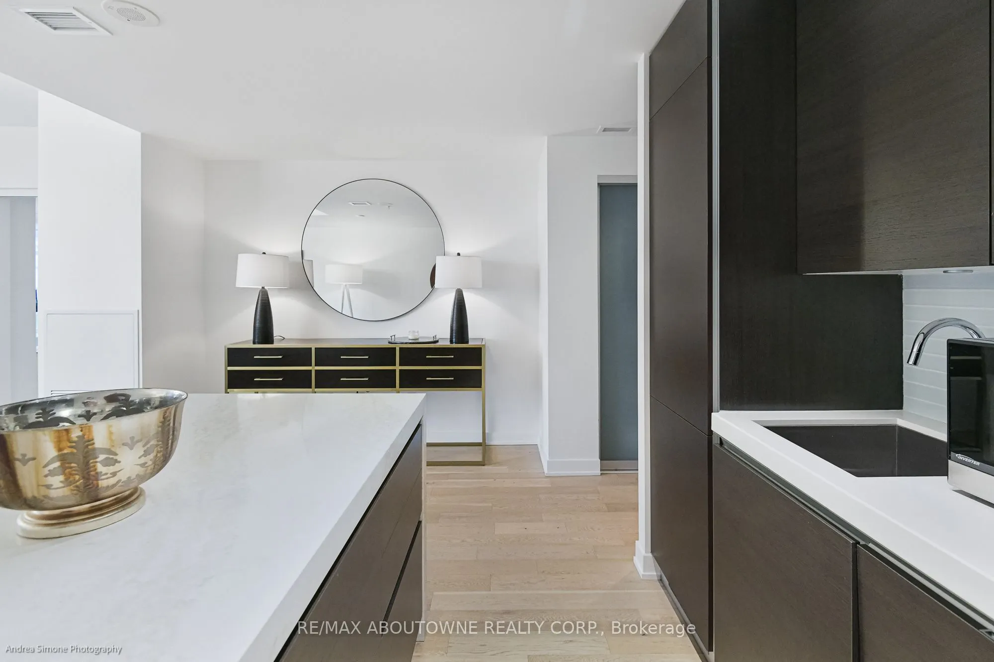 629 King Street W, #1133