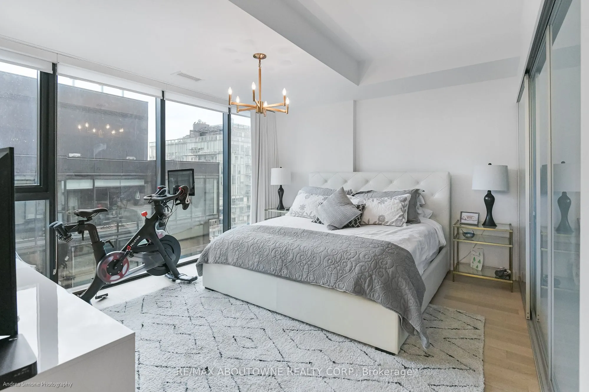 629 King Street W, #1133