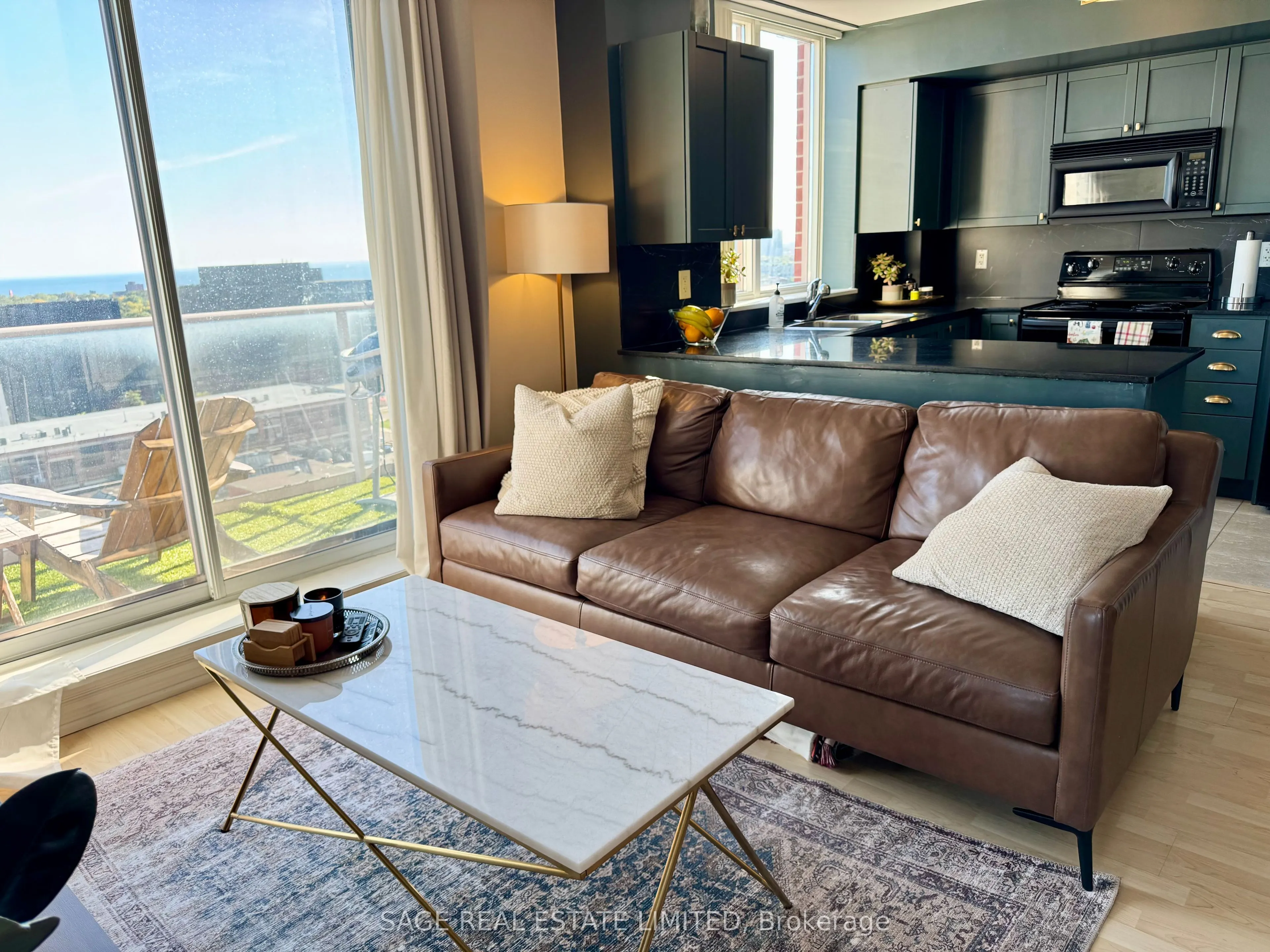 1369 Bloor Street, #1504