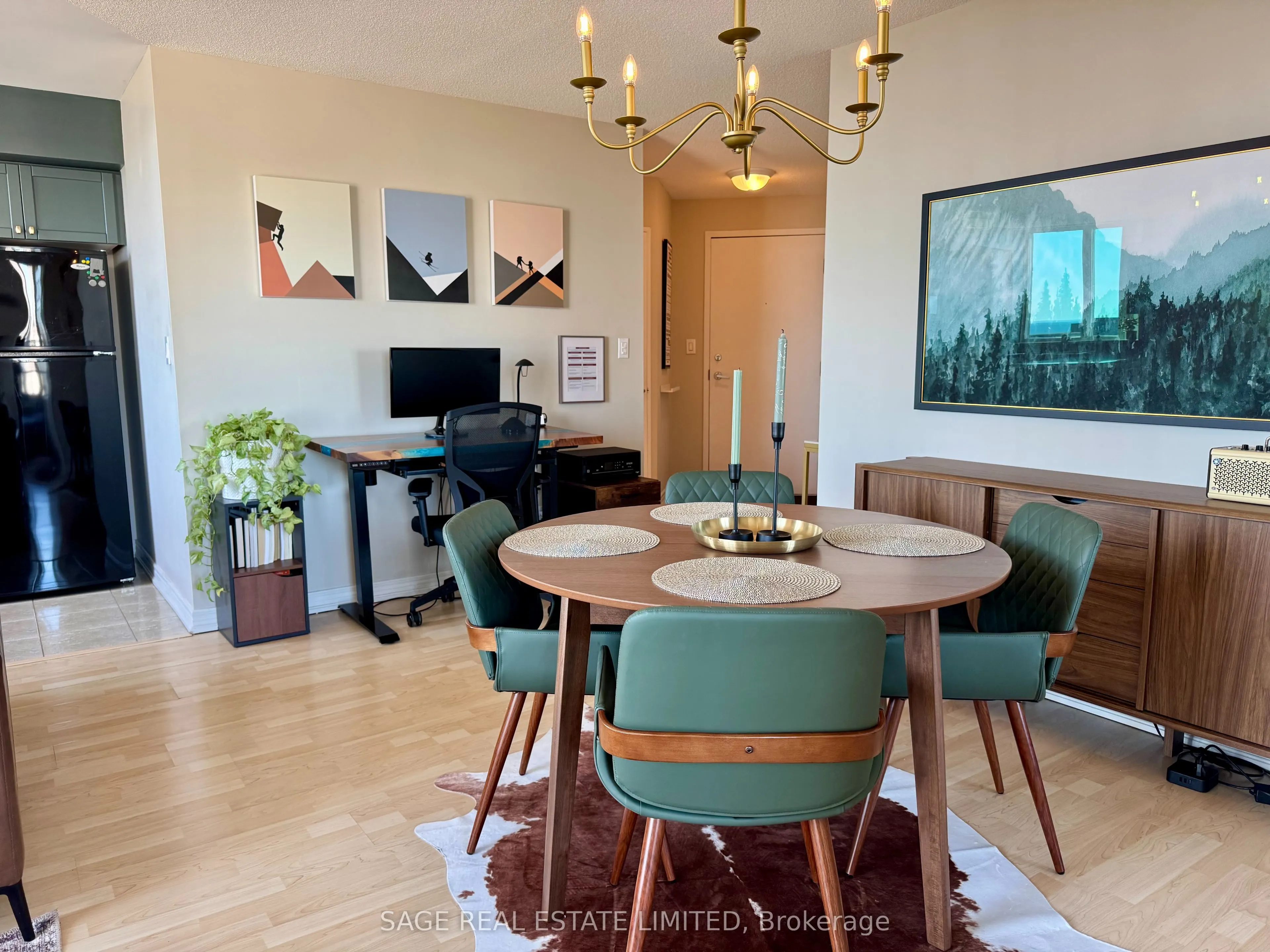 1369 Bloor Street, #1504