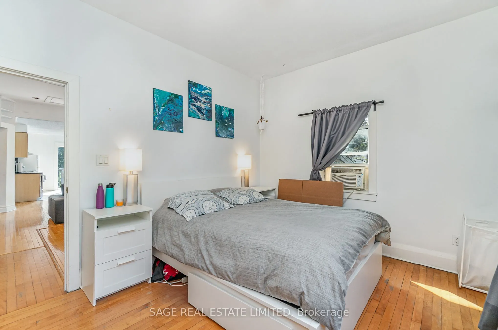 325 Lippincott Street