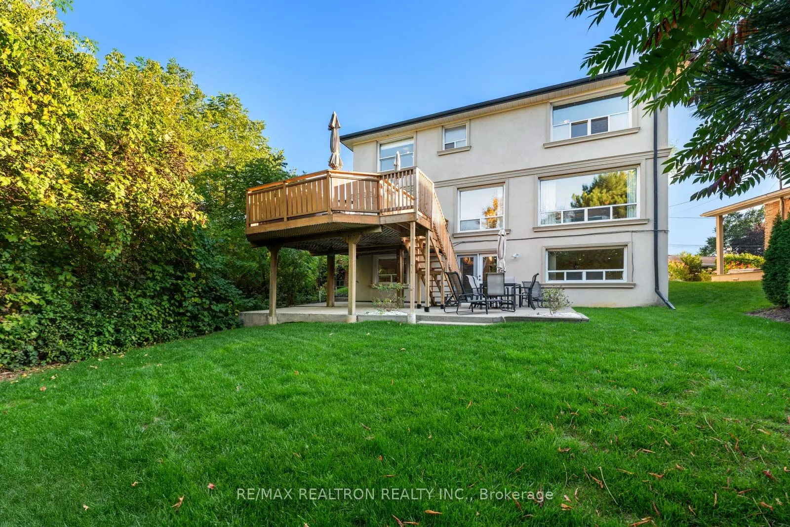25 Cedar Springs Grove