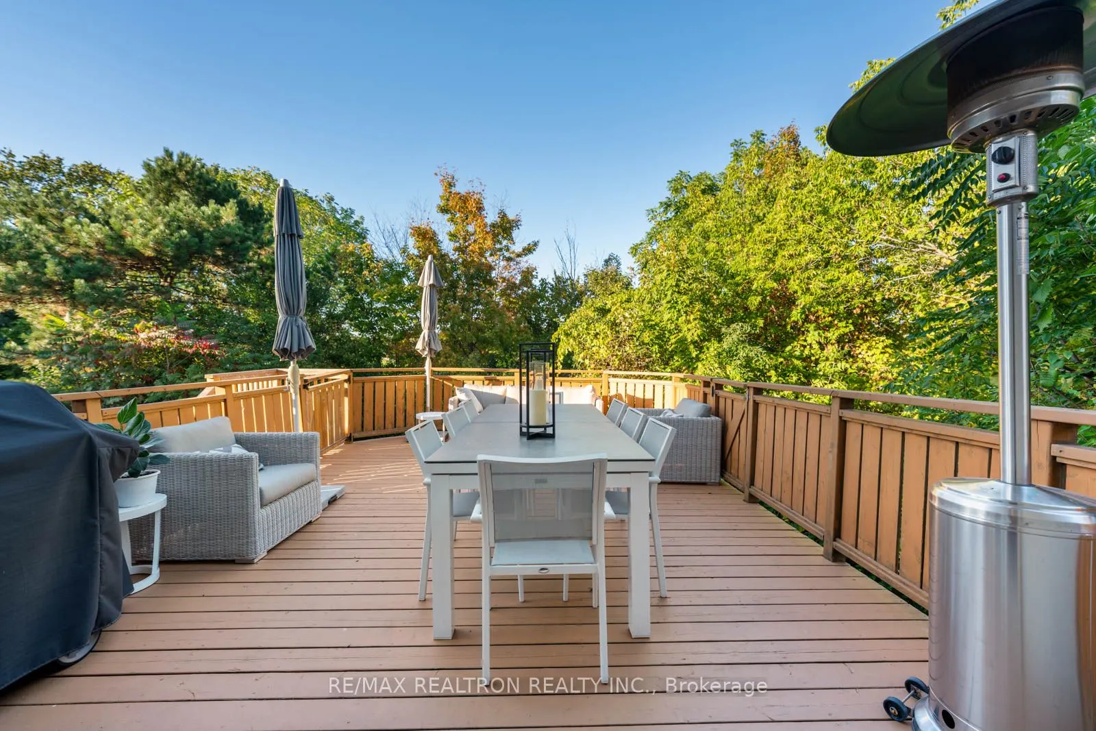 25 Cedar Springs Grove