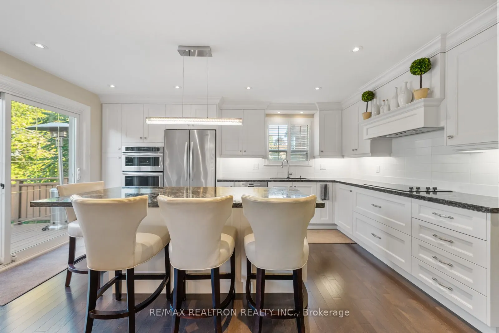 25 Cedar Springs Grove