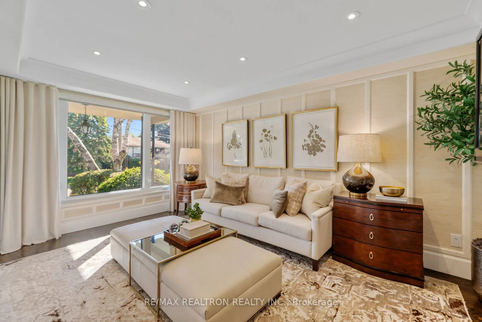 25 Cedar Springs Grove