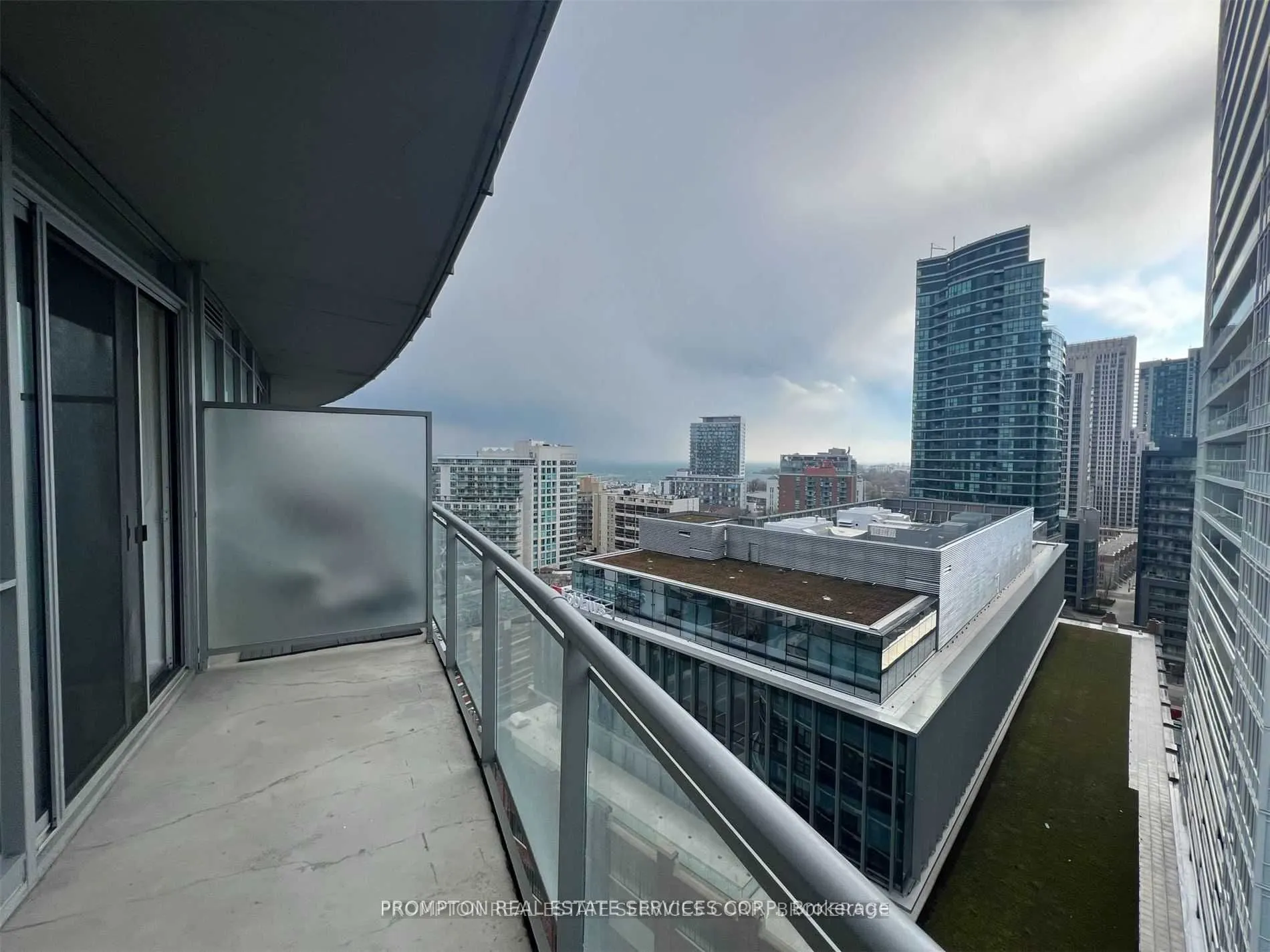 38 Dan Leckie Way, #1906