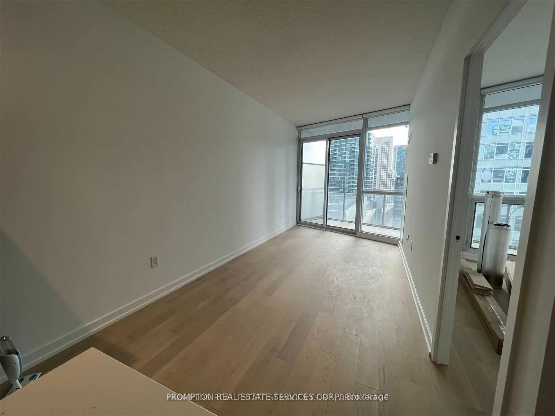 38 Dan Leckie Way, #1906