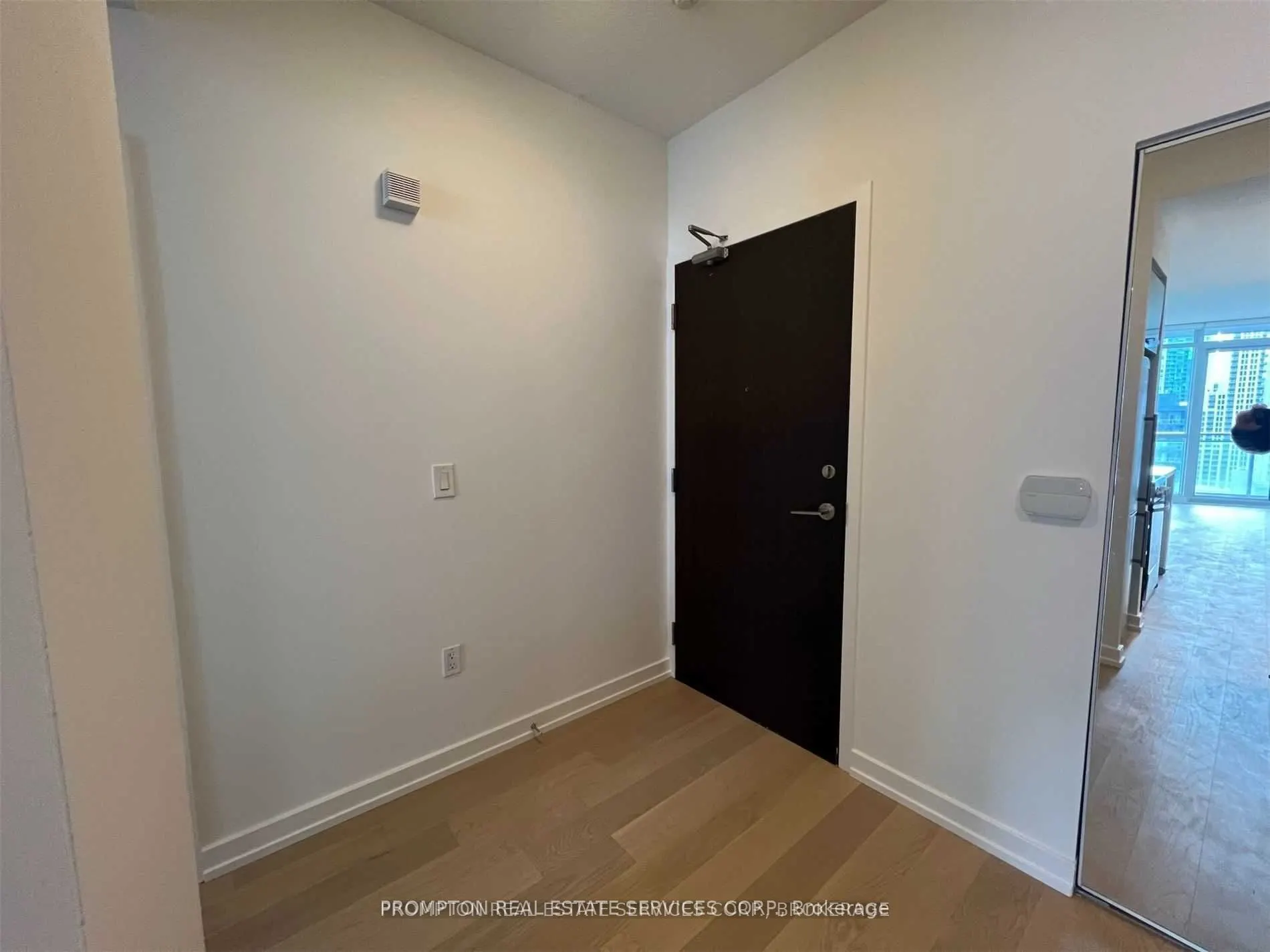 38 Dan Leckie Way, #1906