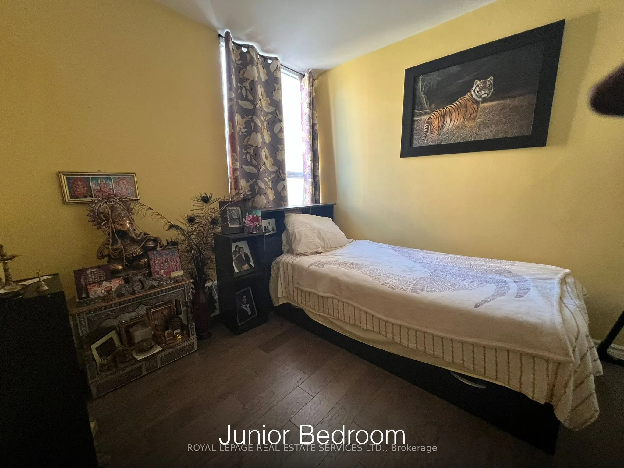 60 Pavane Linkway, #709