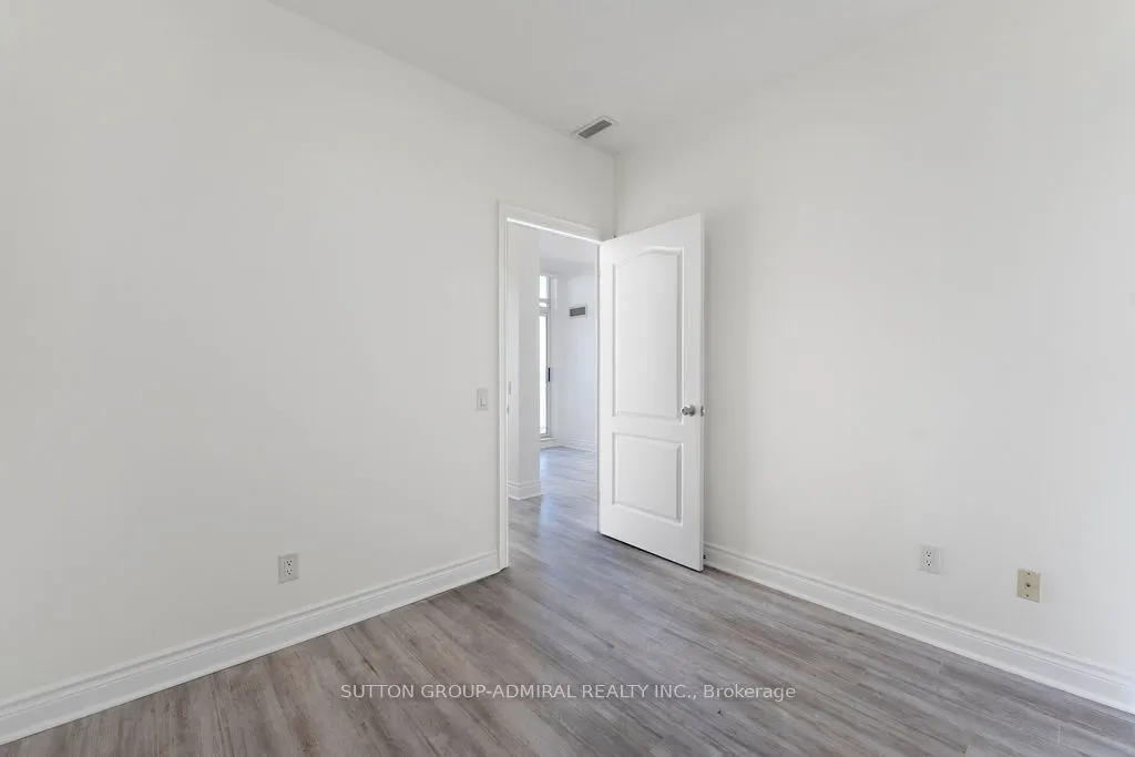2 Clairtrell Road, #UPH3