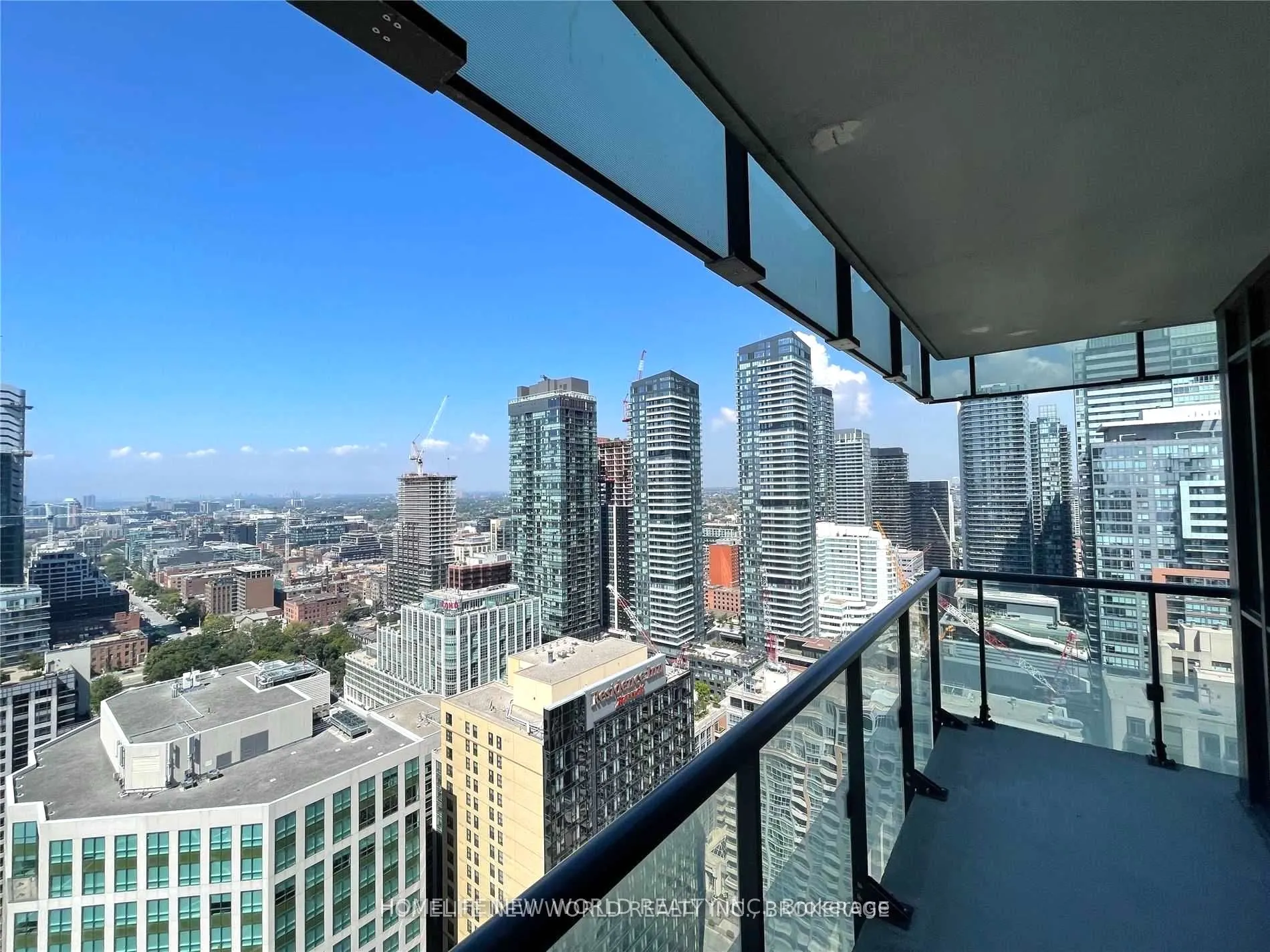 300 Front Street W, #3204