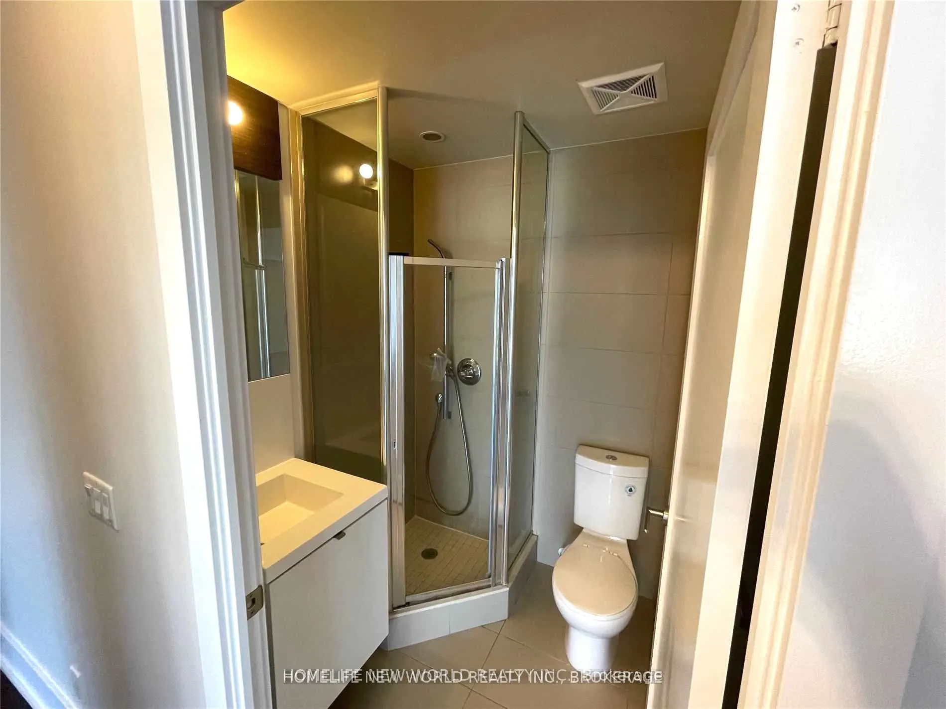 300 Front Street W, #3204