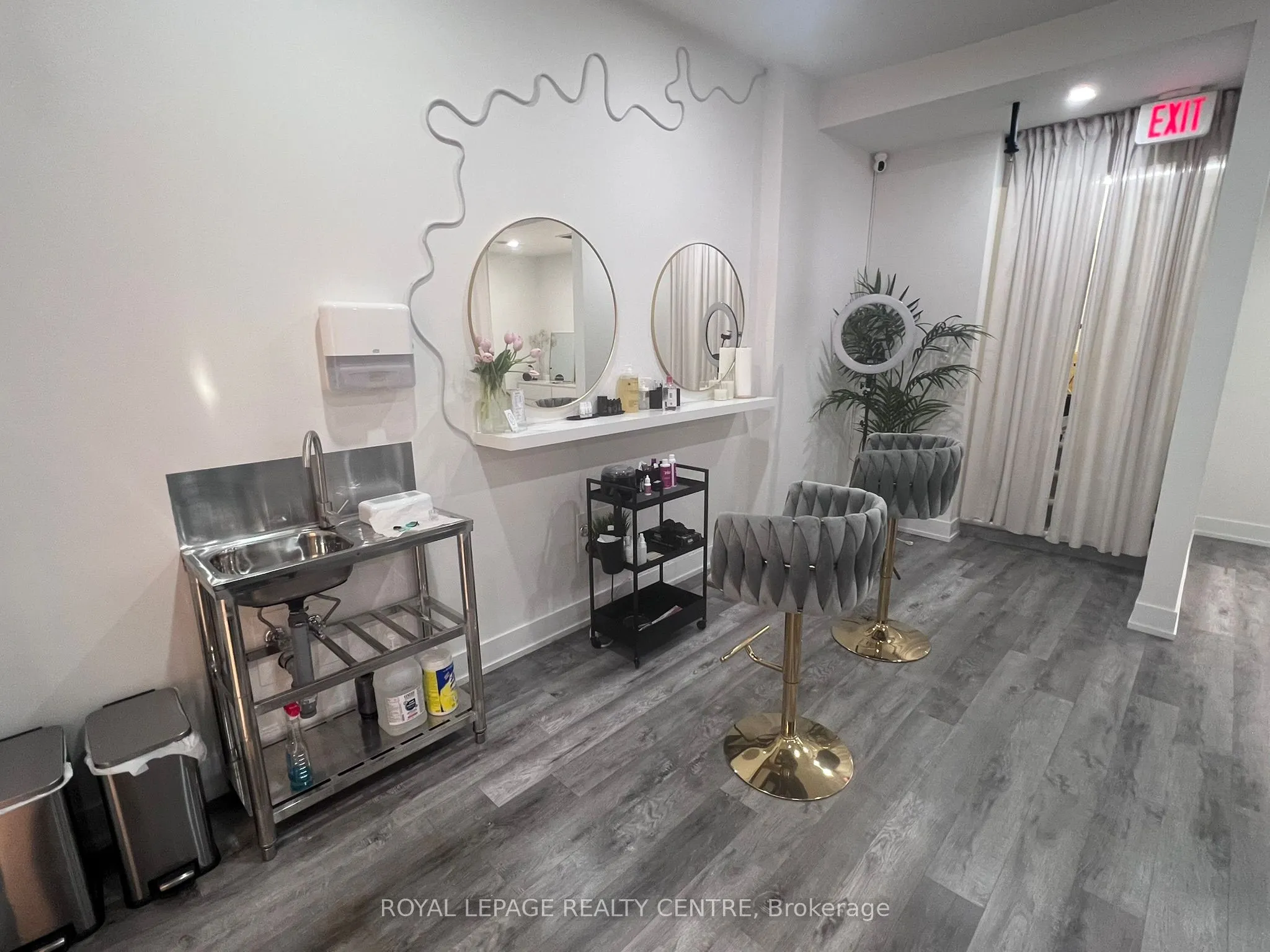 1034 Eglinton Avenue W
