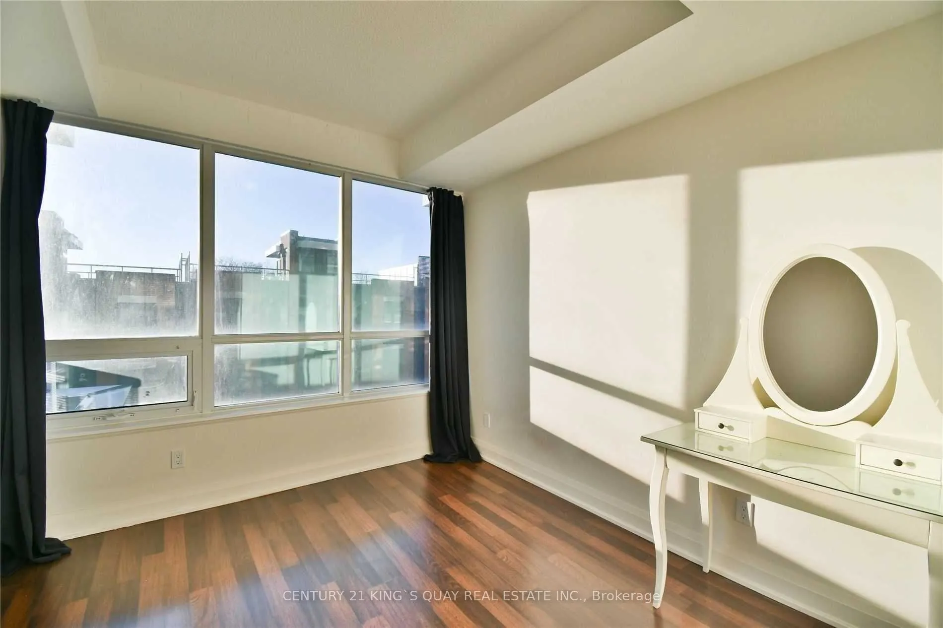 68 Canterbury Place, #207