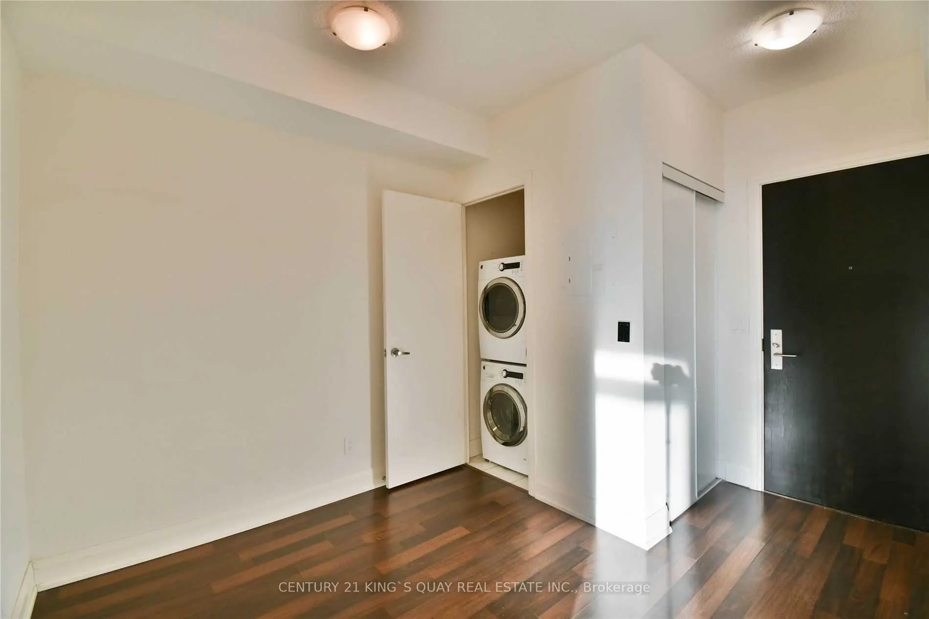 68 Canterbury Place, #207