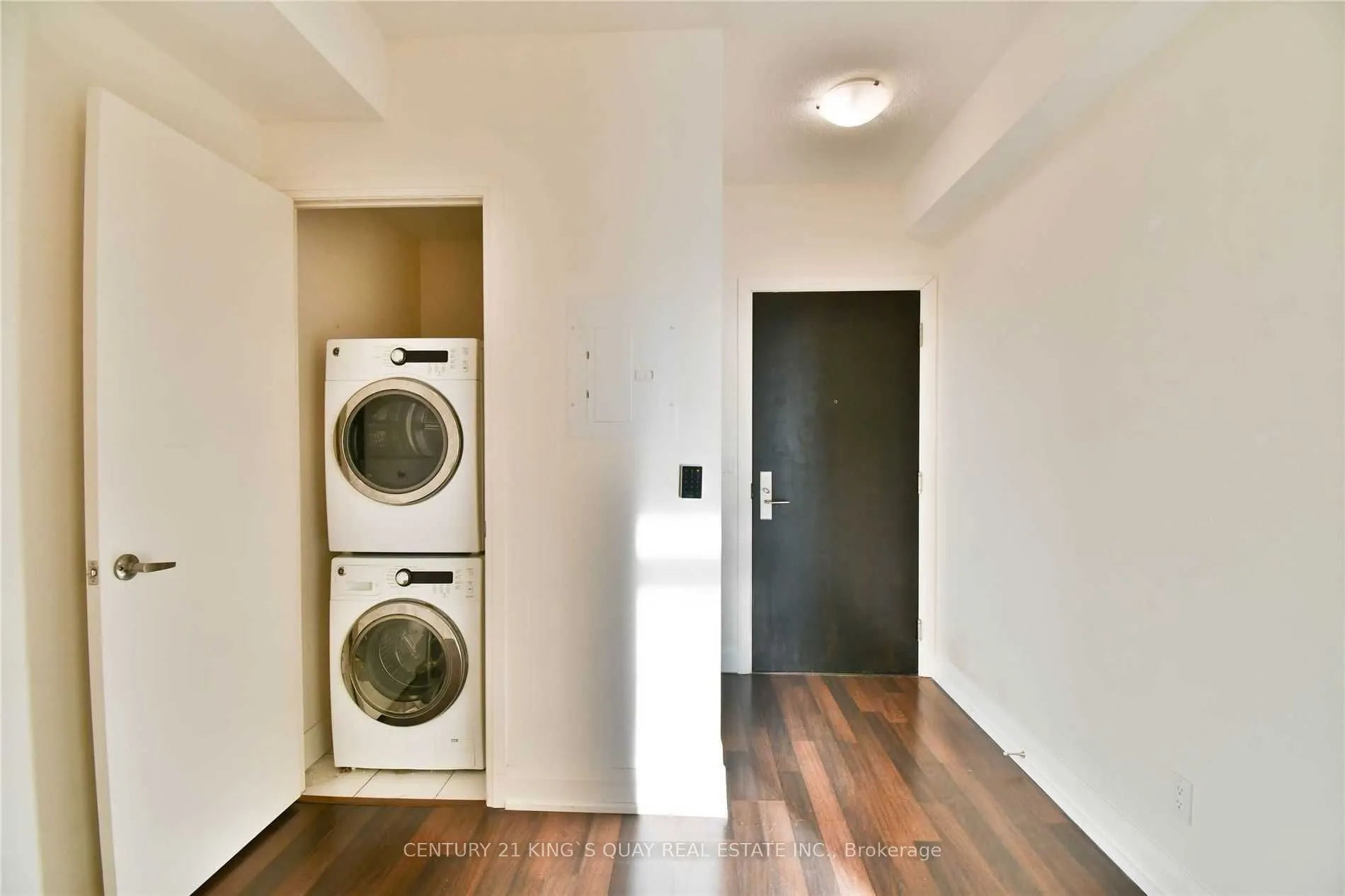68 Canterbury Place, #207
