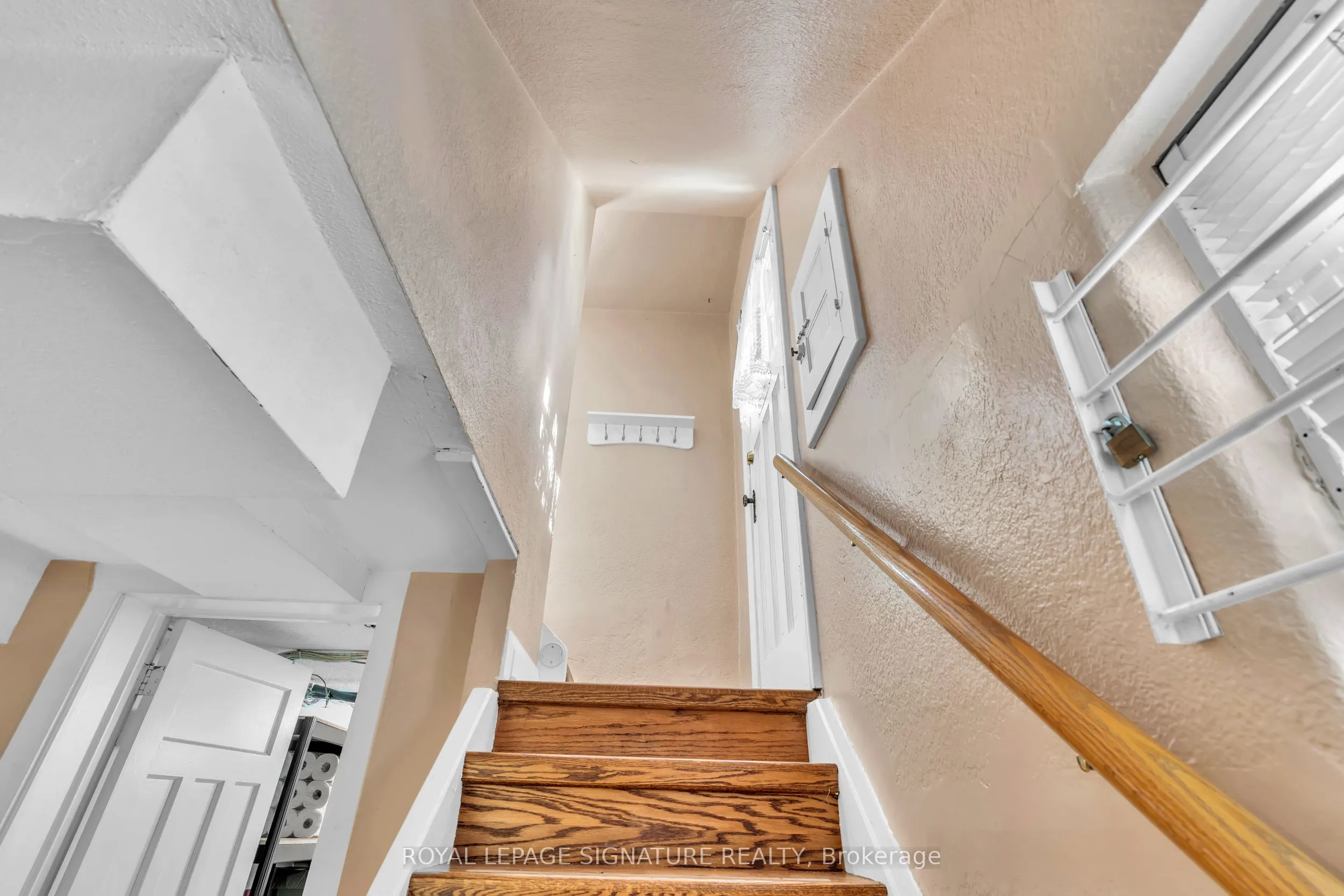 221 Hanna Road