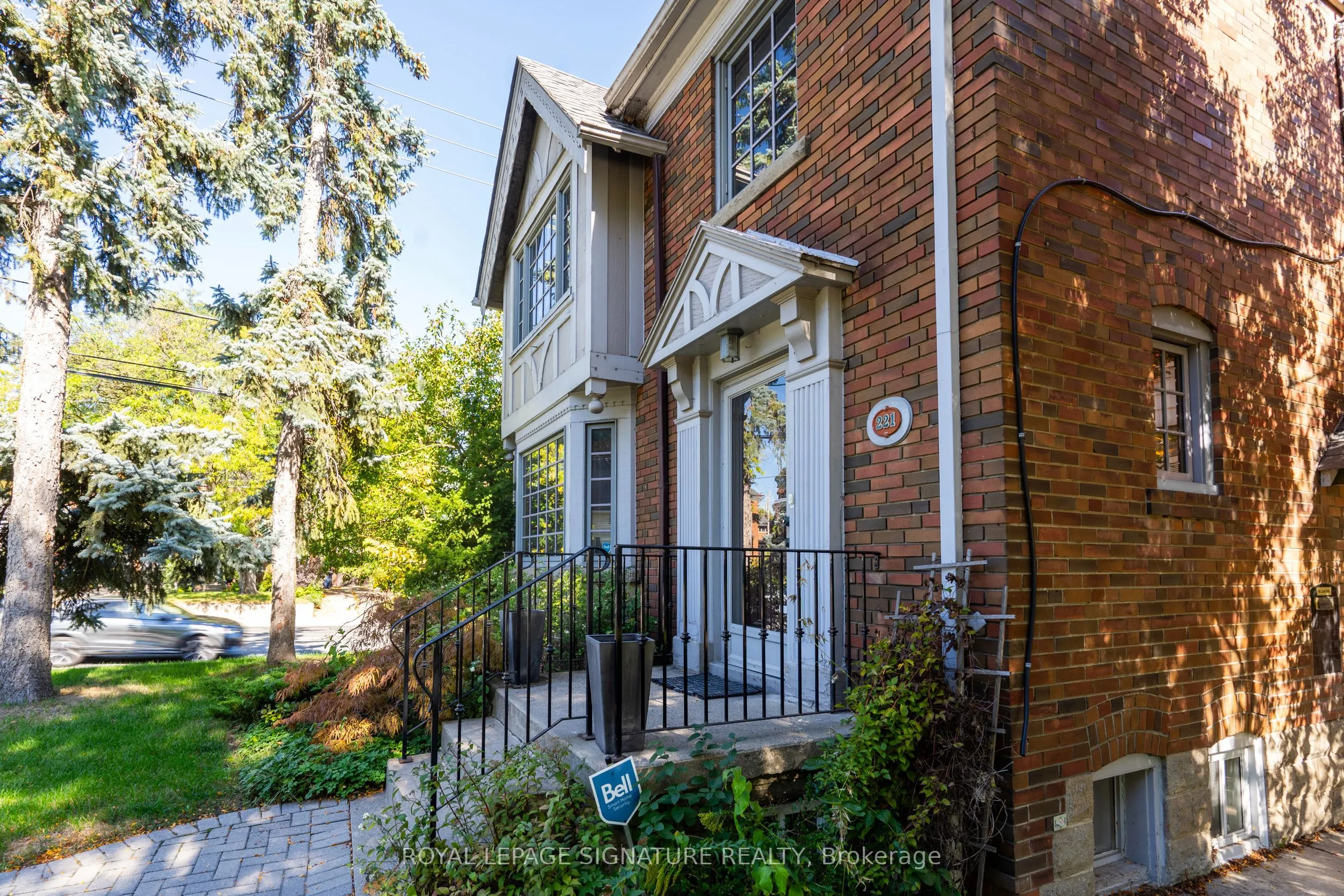 221 Hanna Road