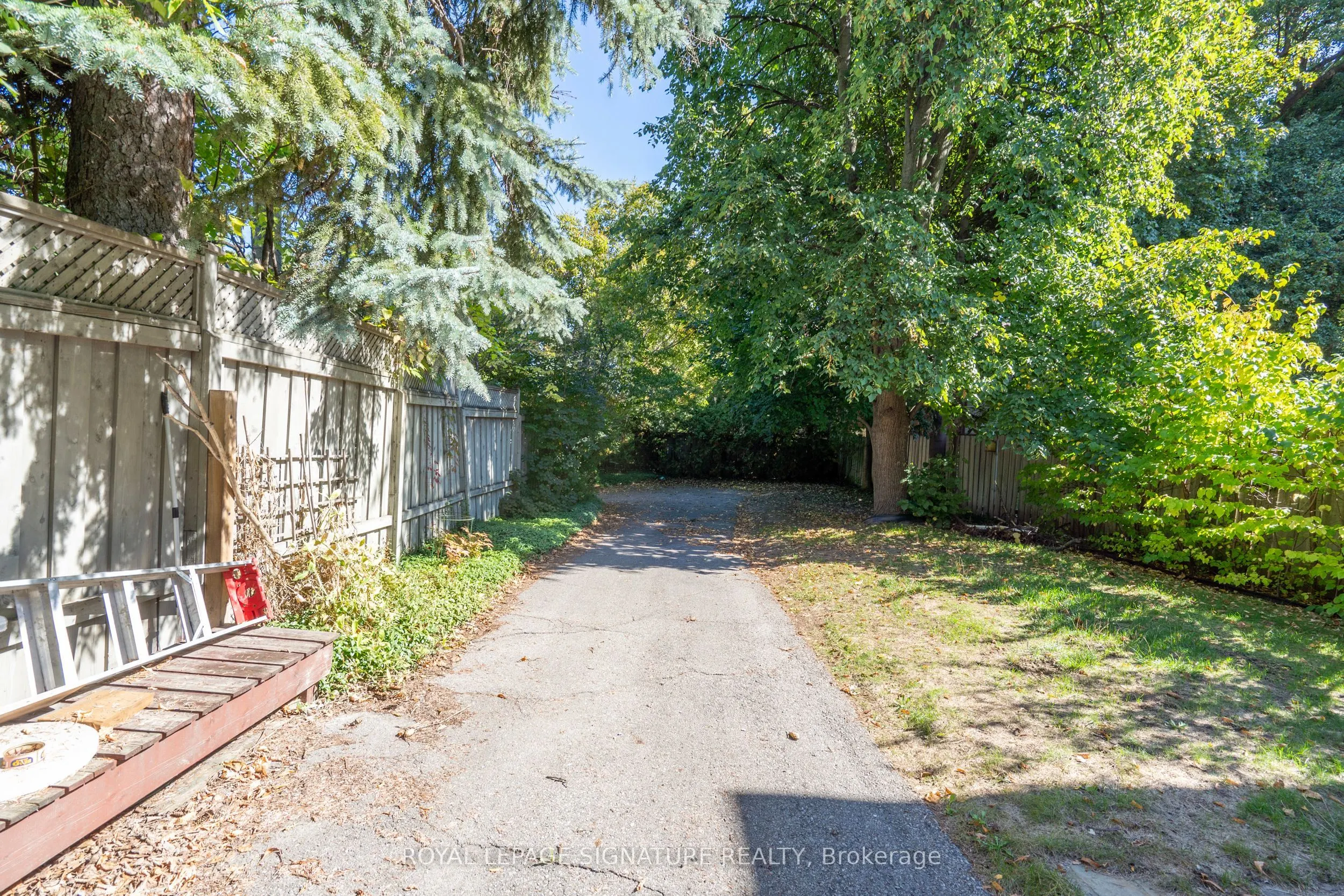 221 Hanna Road