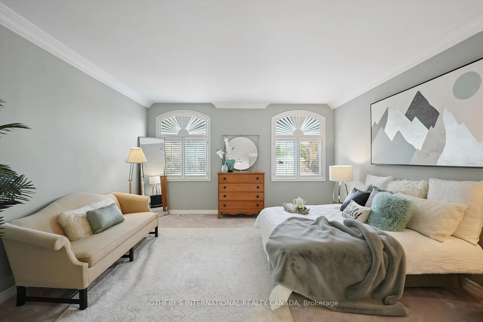 260 Russell Hill Road, #4