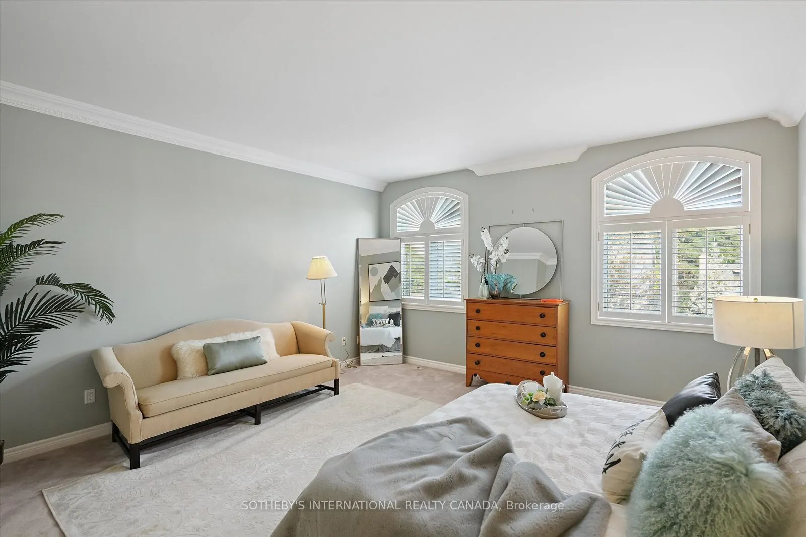 260 Russell Hill Road, #4