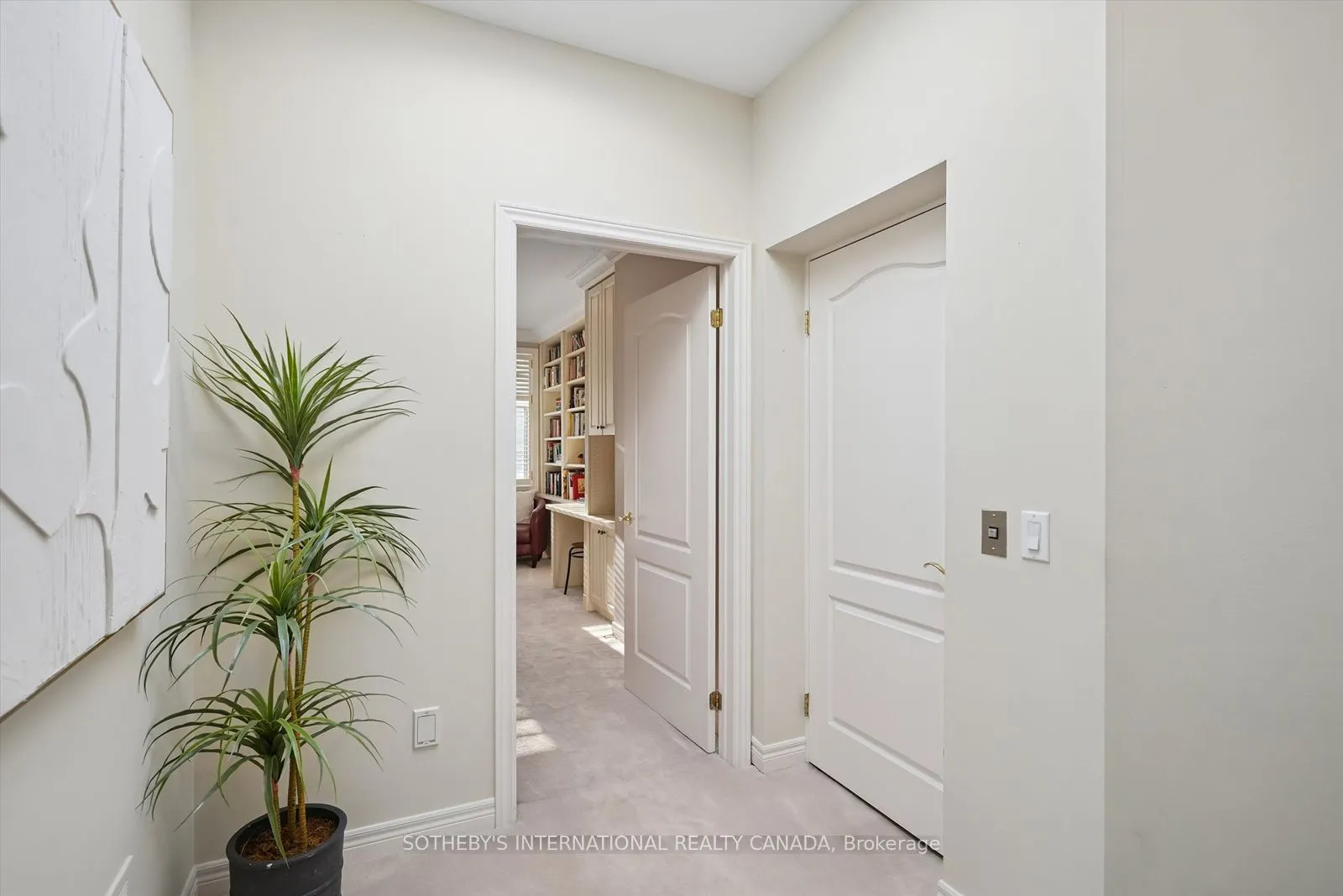 260 Russell Hill Road, #4
