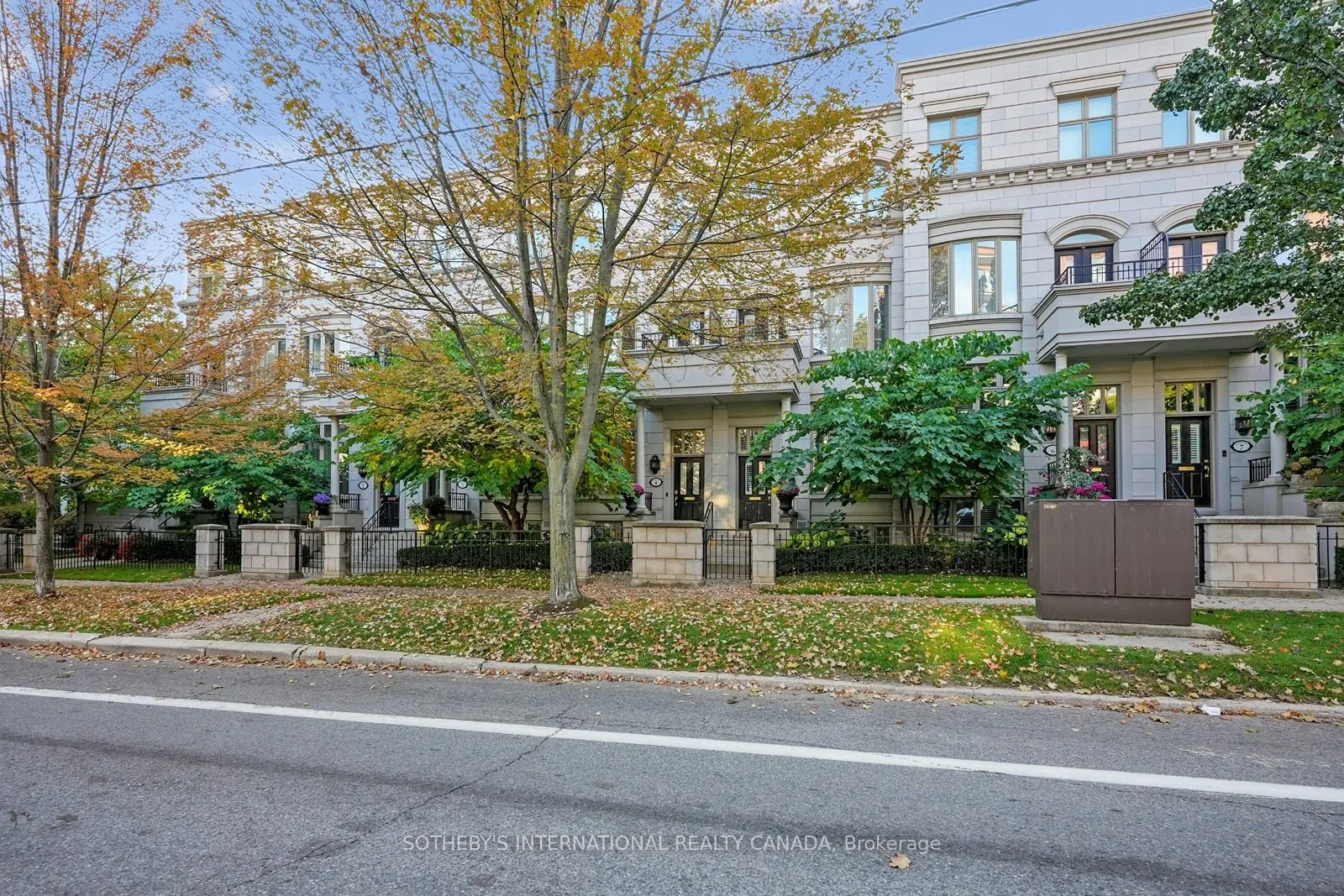 260 Russell Hill Road, #4