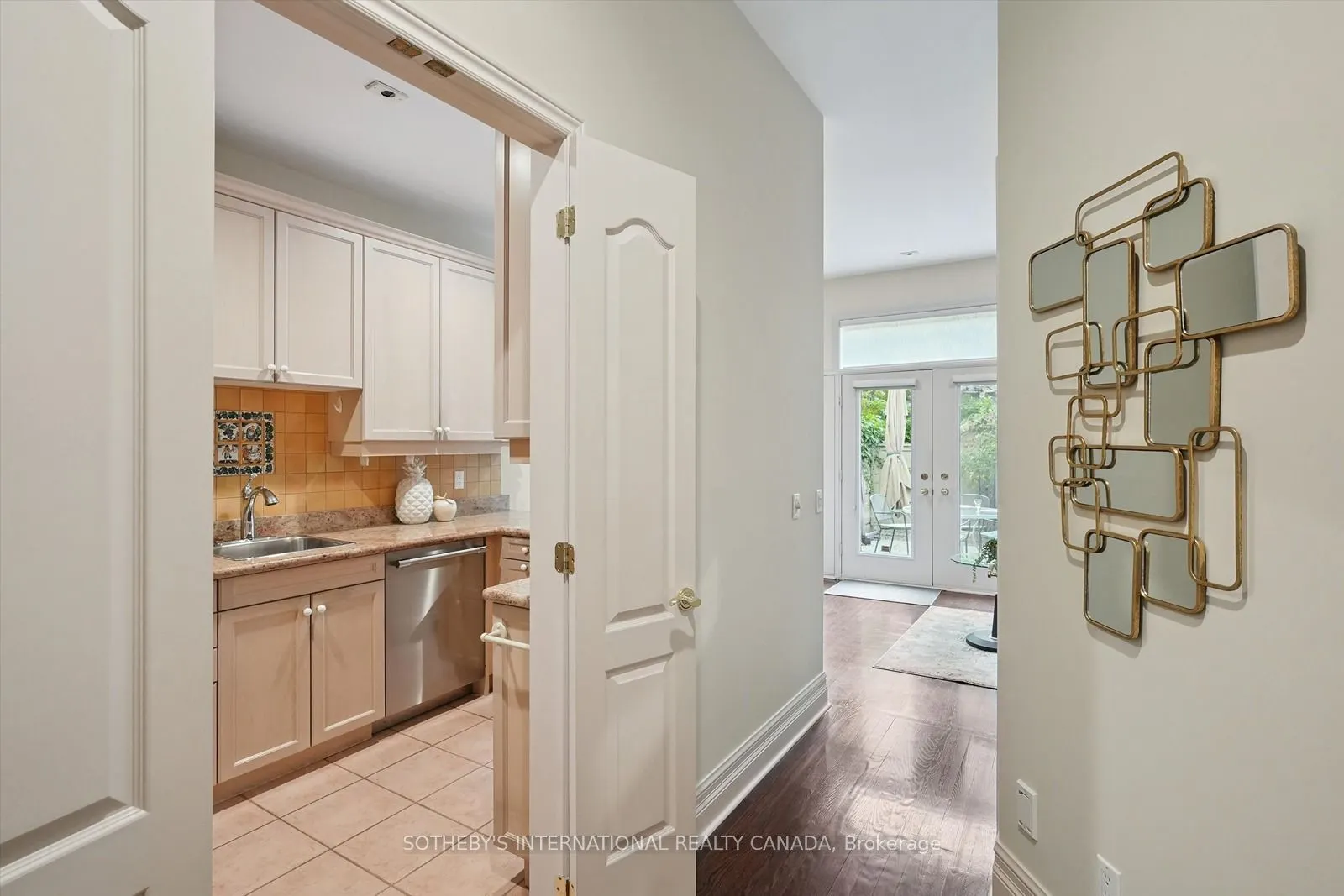 260 Russell Hill Road, #4