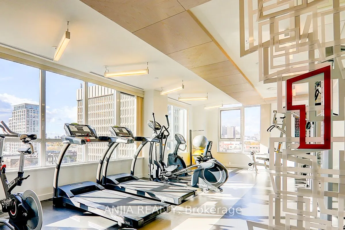 181 Huron Street, #1106