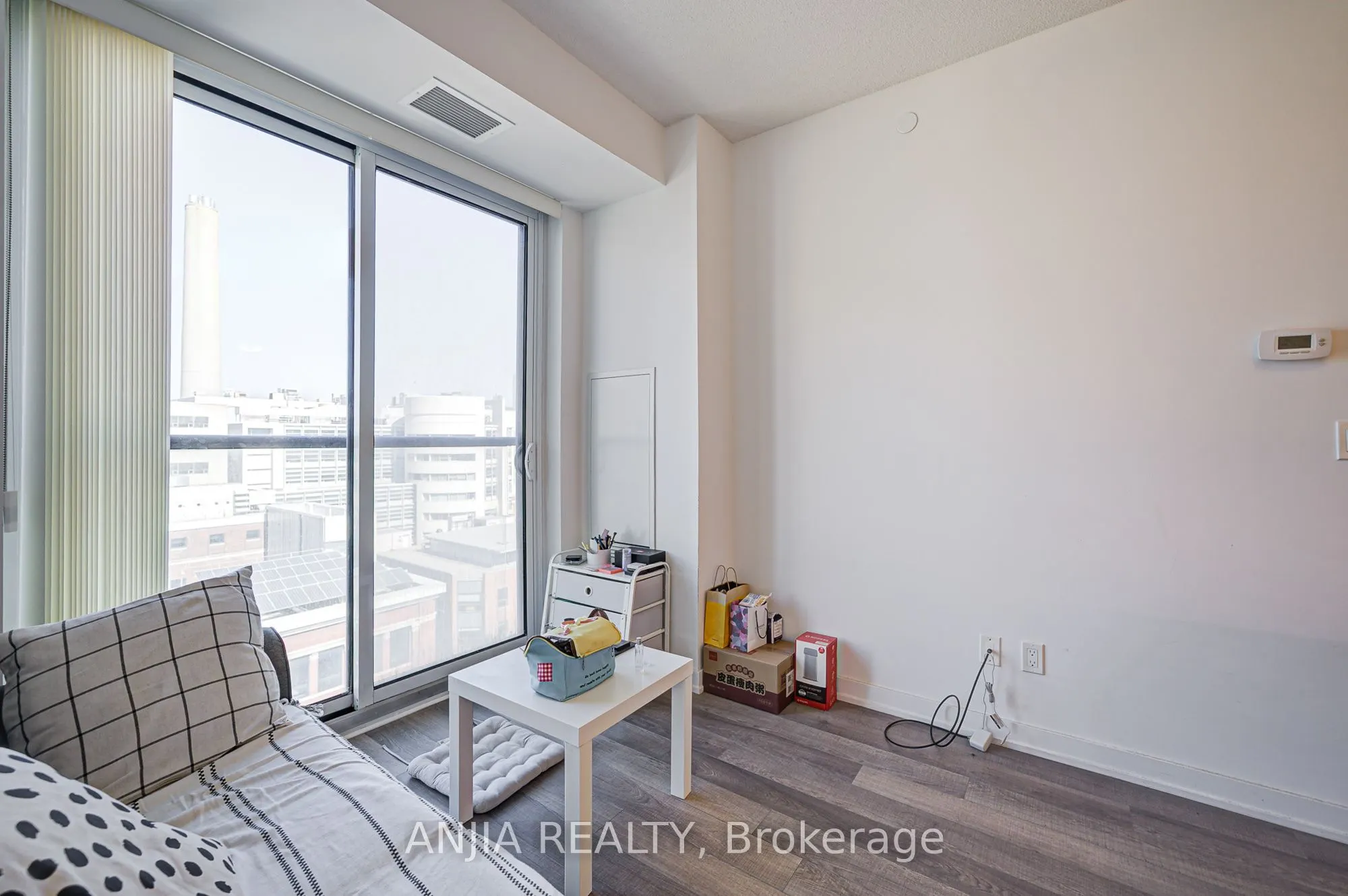 181 Huron Street, #1106