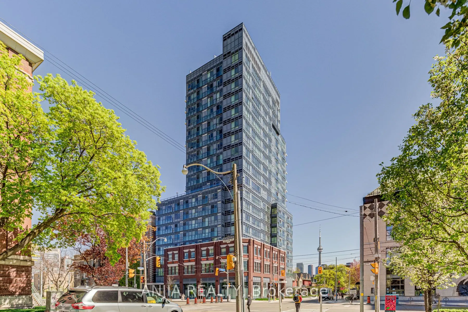 181 Huron Street, #1106