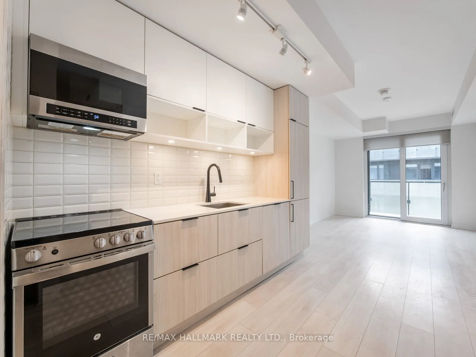 35 Rolling Mills Road, #S423