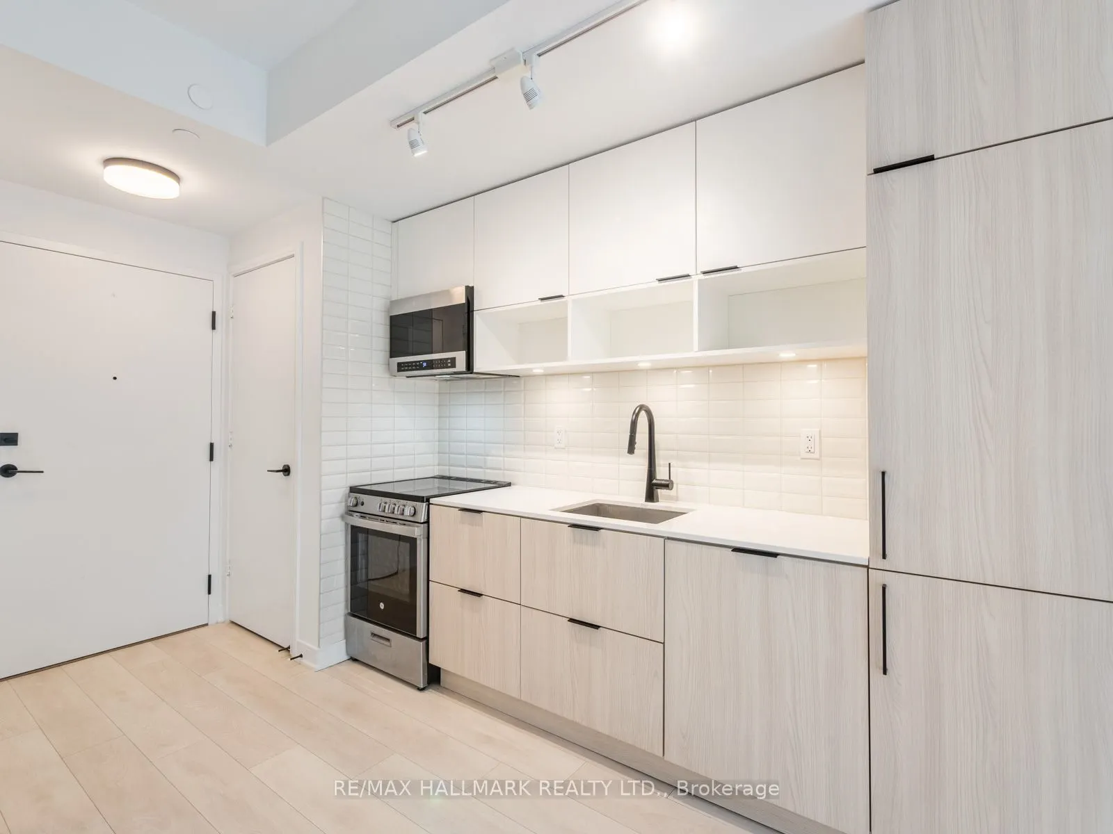 35 Rolling Mills Road, #S423