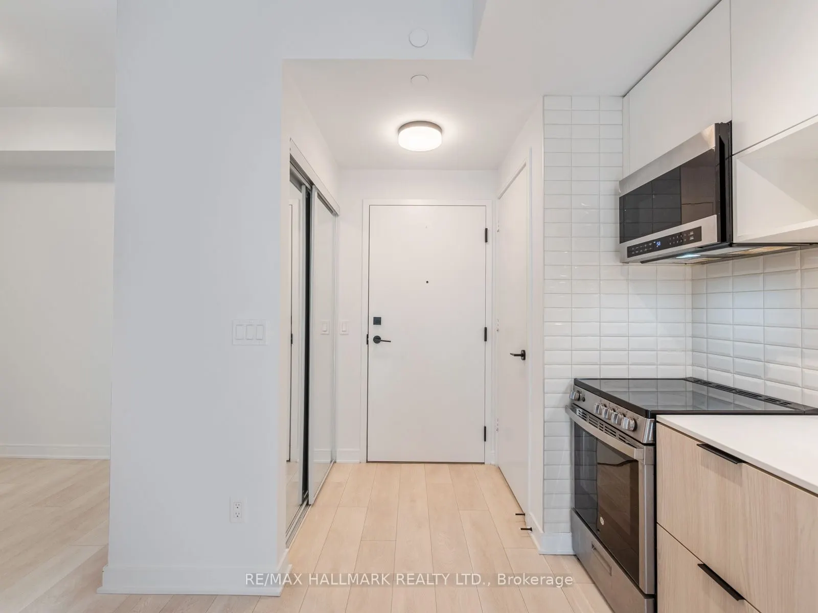 35 Rolling Mills Road, #S423