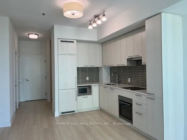 310 Tweedsmuir Avenue, #2702