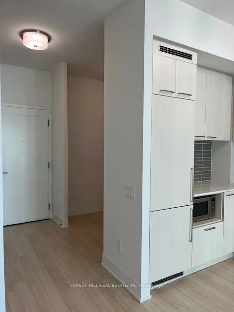 310 Tweedsmuir Avenue, #2702