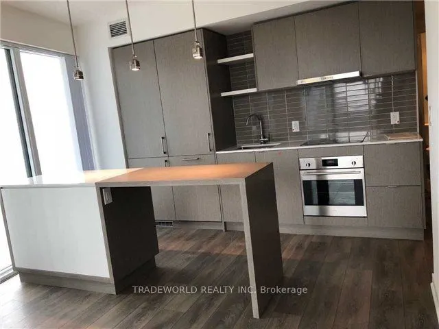 100 Harbour Street, #2502
