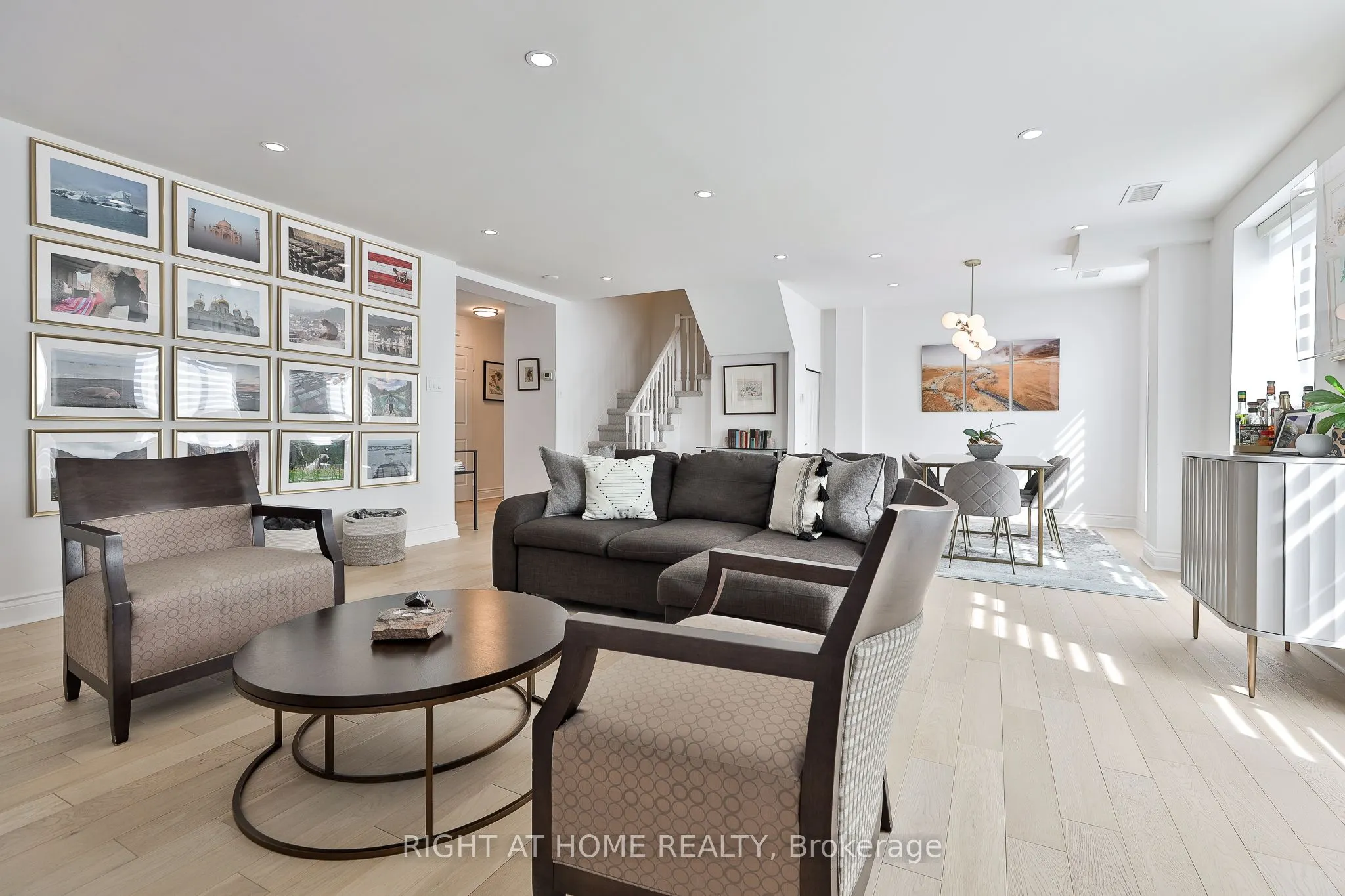 80 Charles Street E, #801