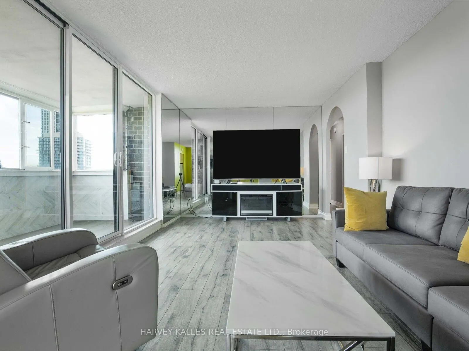 1900 Sheppard Avenue E, #1708