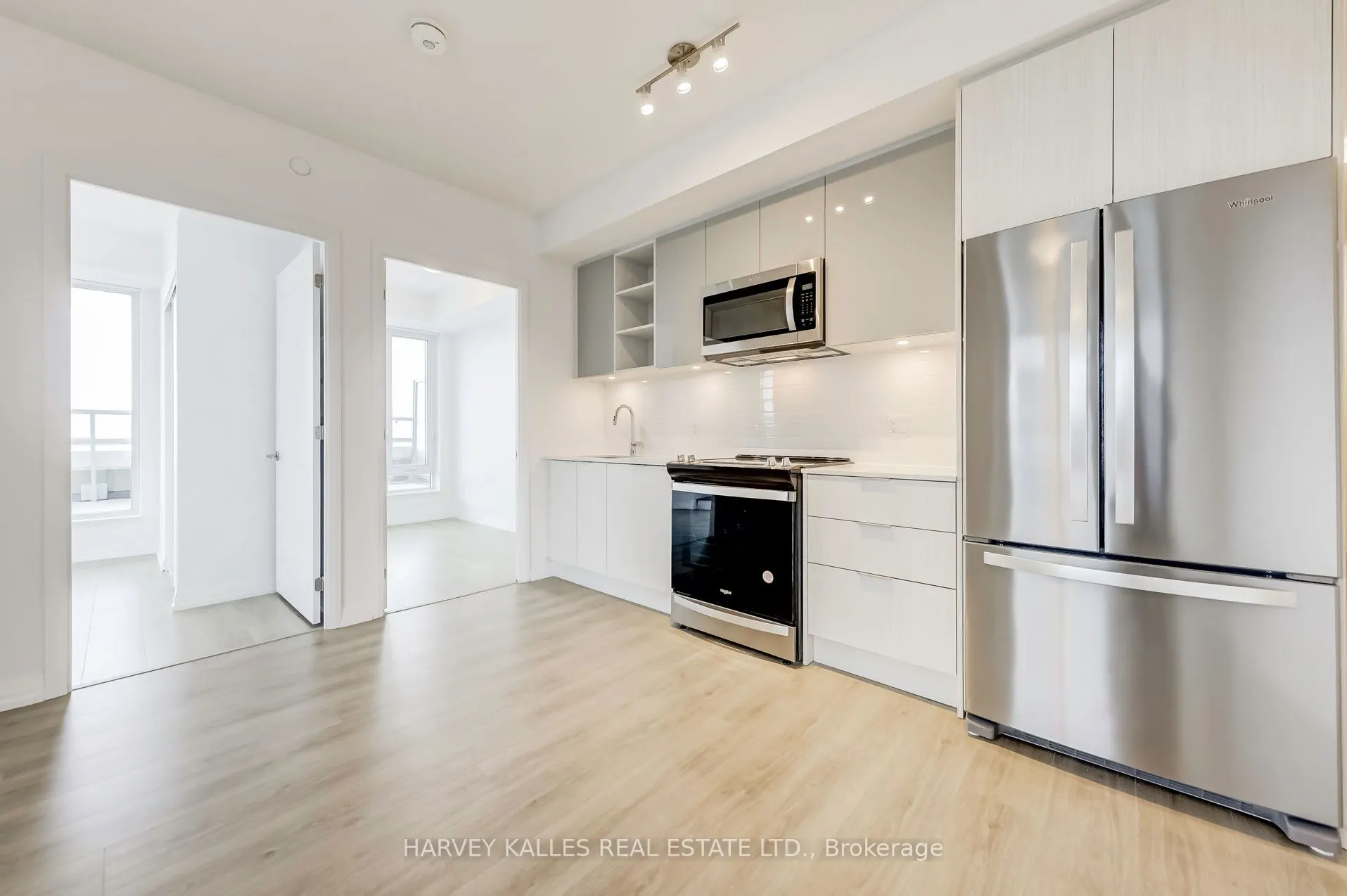 25 Holly Street, #2407