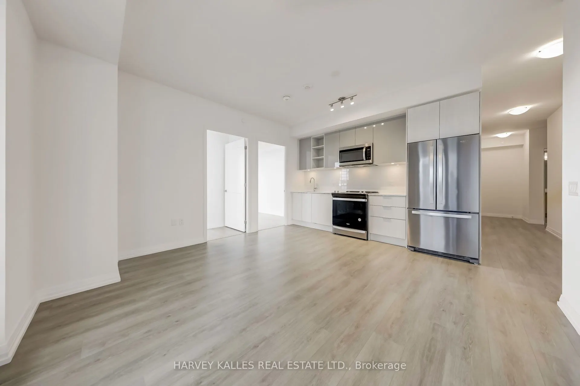 25 Holly Street, #2407