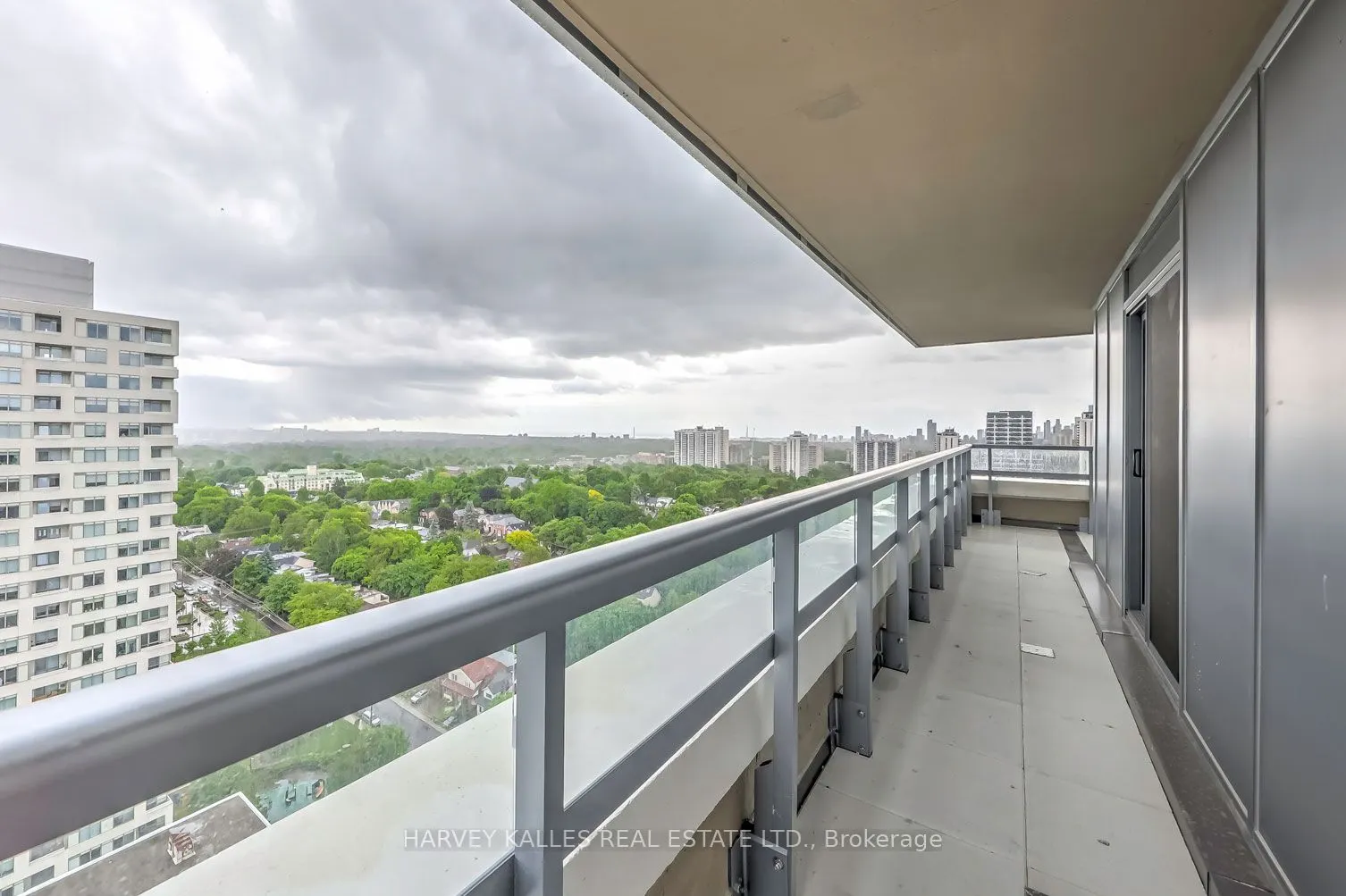 25 Holly Street, #2407