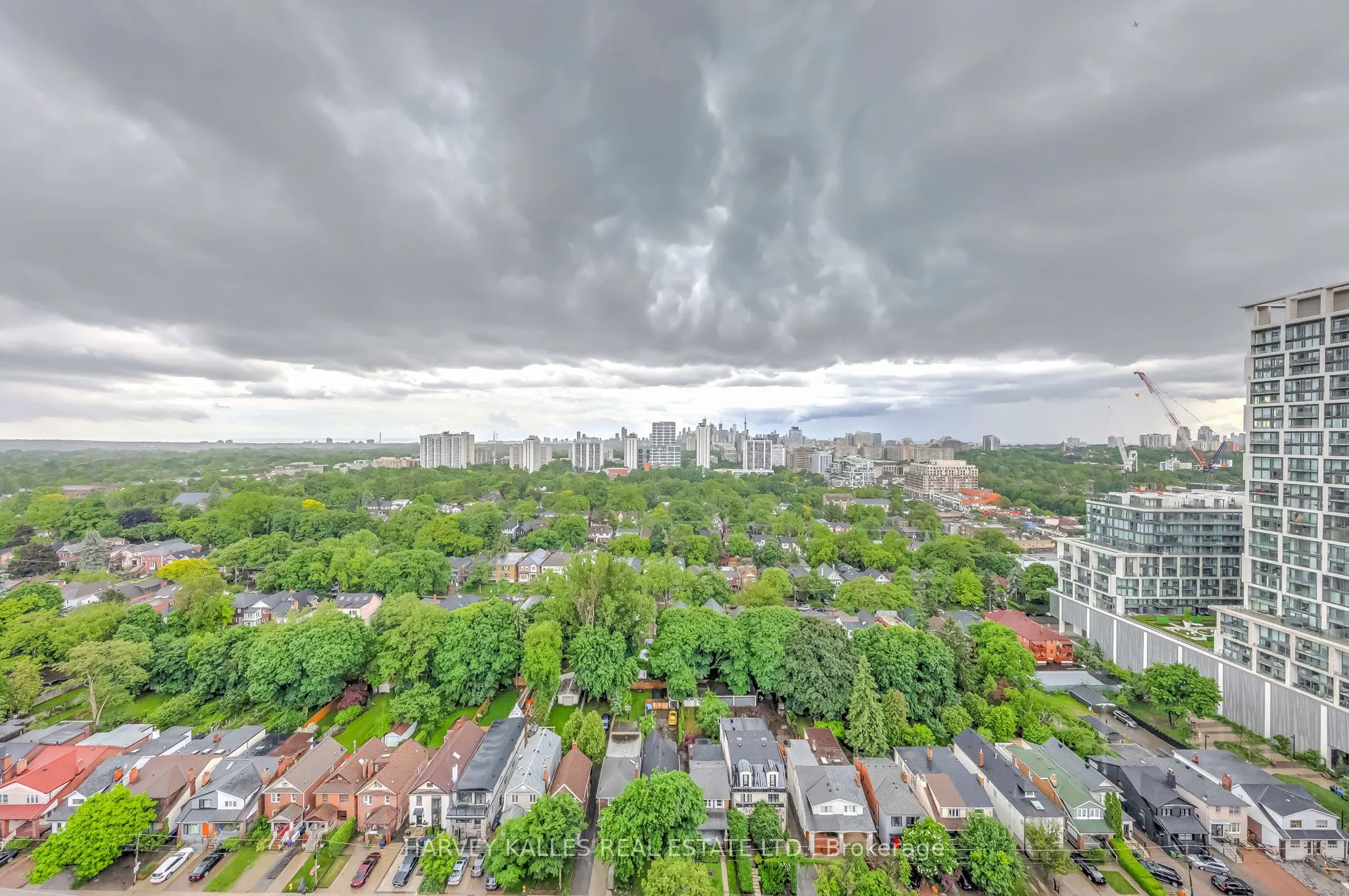 25 Holly Street, #2407