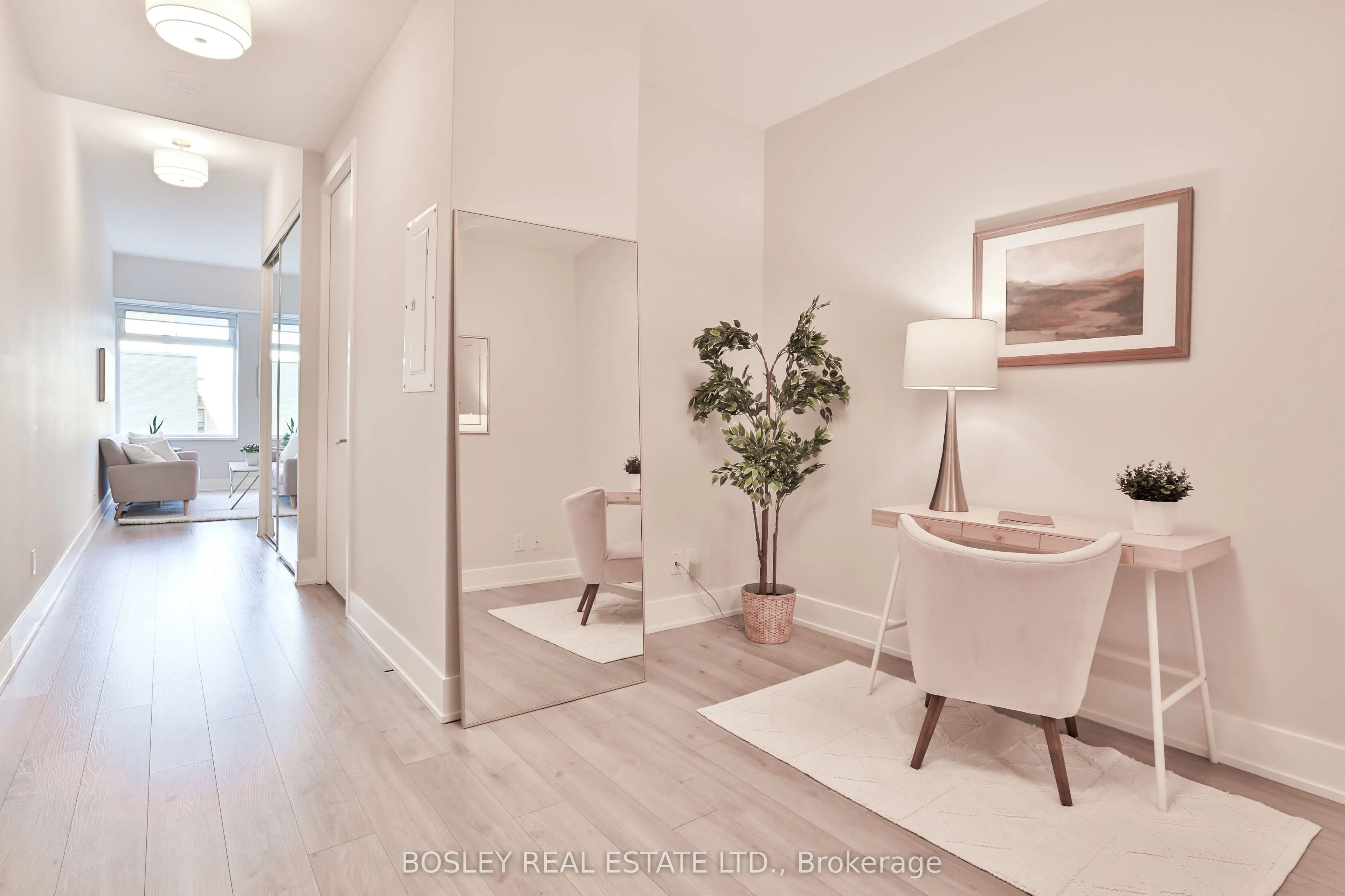 111 St. Clair Avenue W, #628