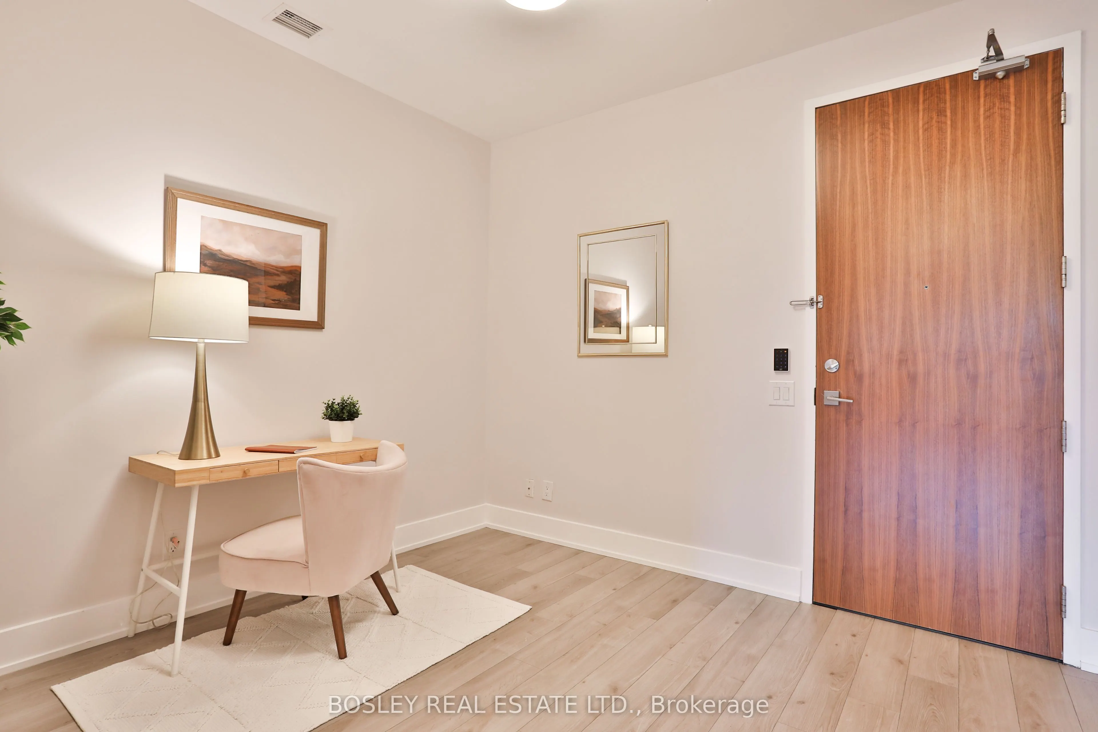 111 St. Clair Avenue W, #628