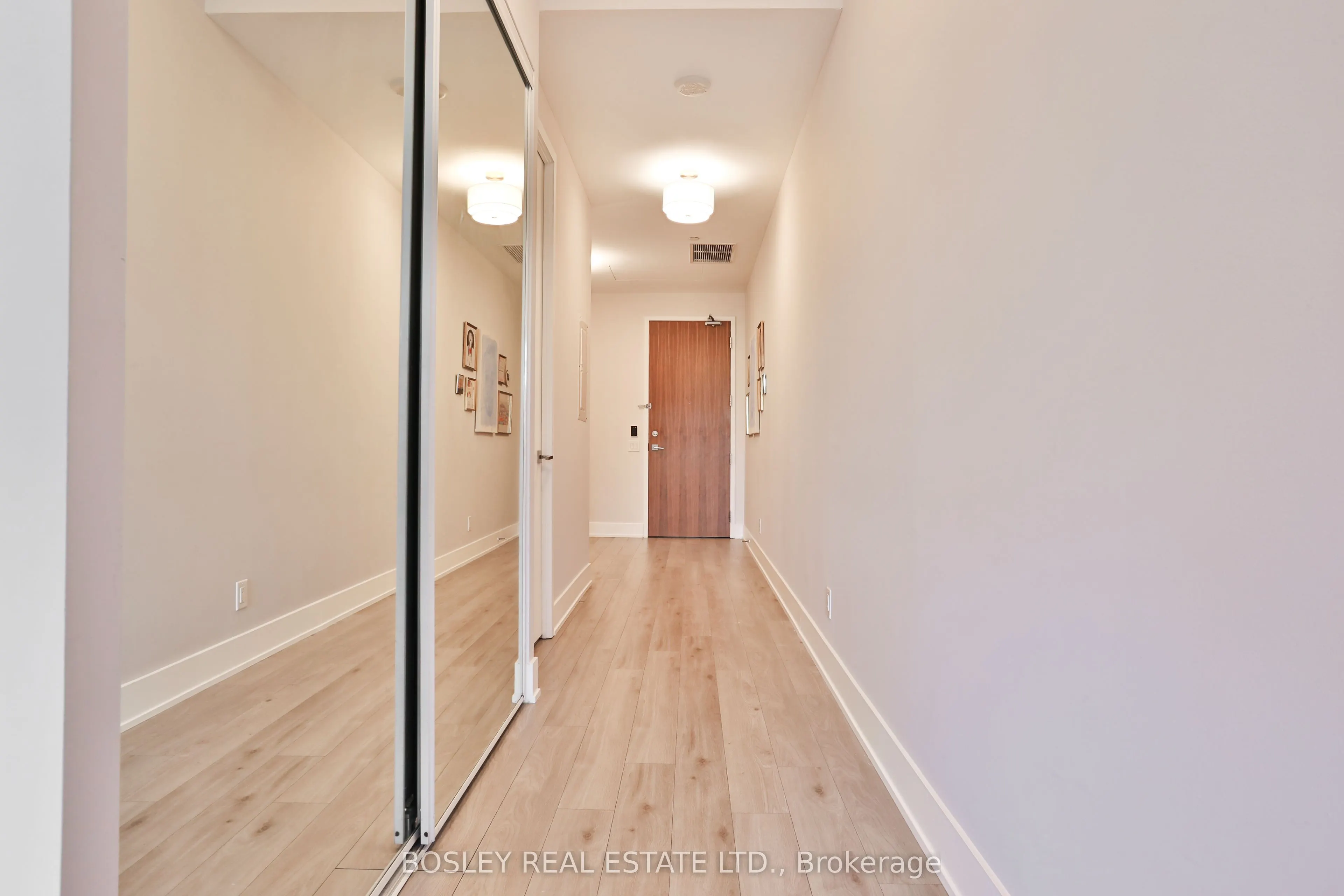111 St. Clair Avenue W, #628